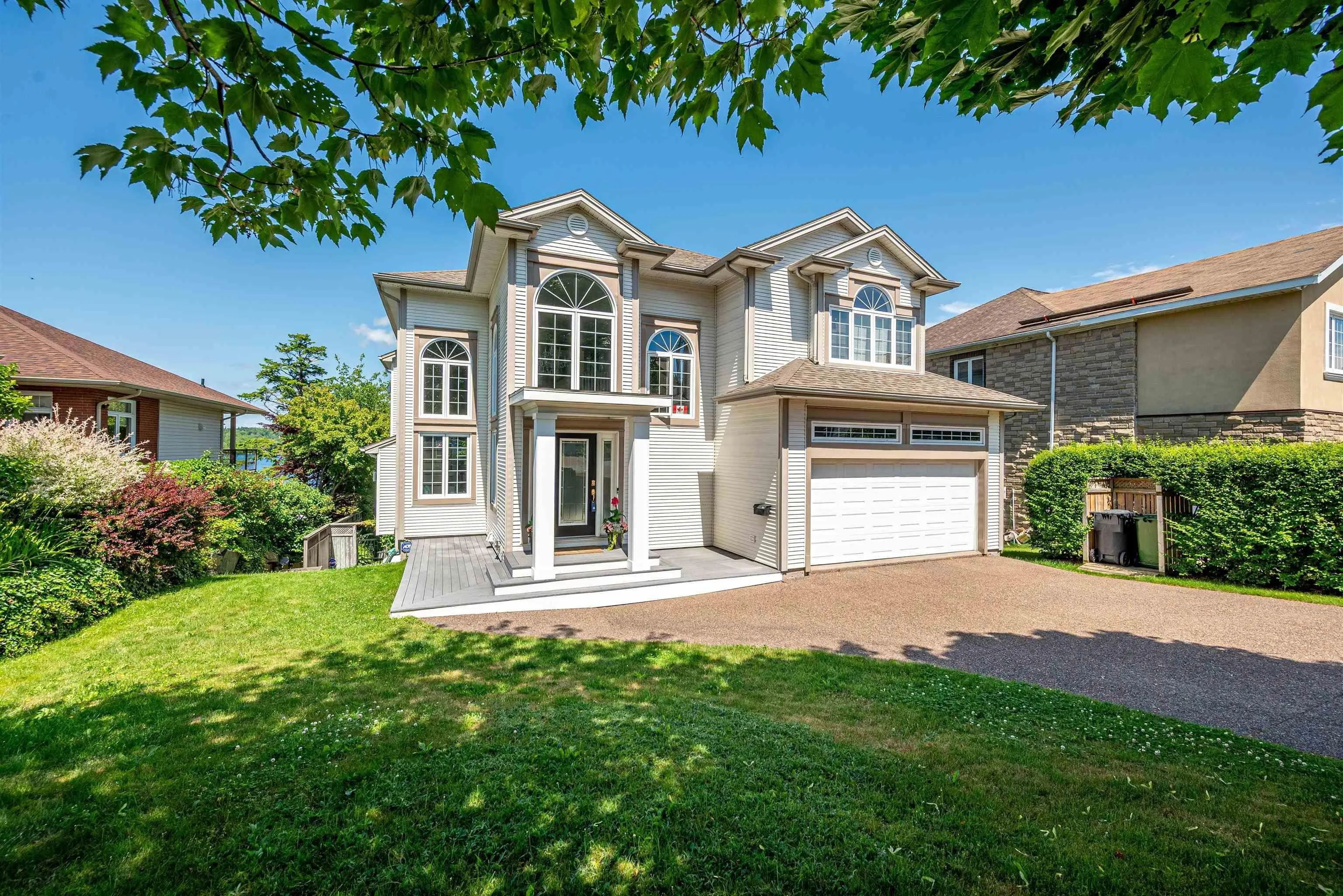 73 Lakeshore Park Terrace, Dartmouth, NS B3A 4Z4, 4 Bedrooms Bedrooms, ,4 BathroomsBathrooms,Residential,For Sale,Lakeshore Park,202516882
