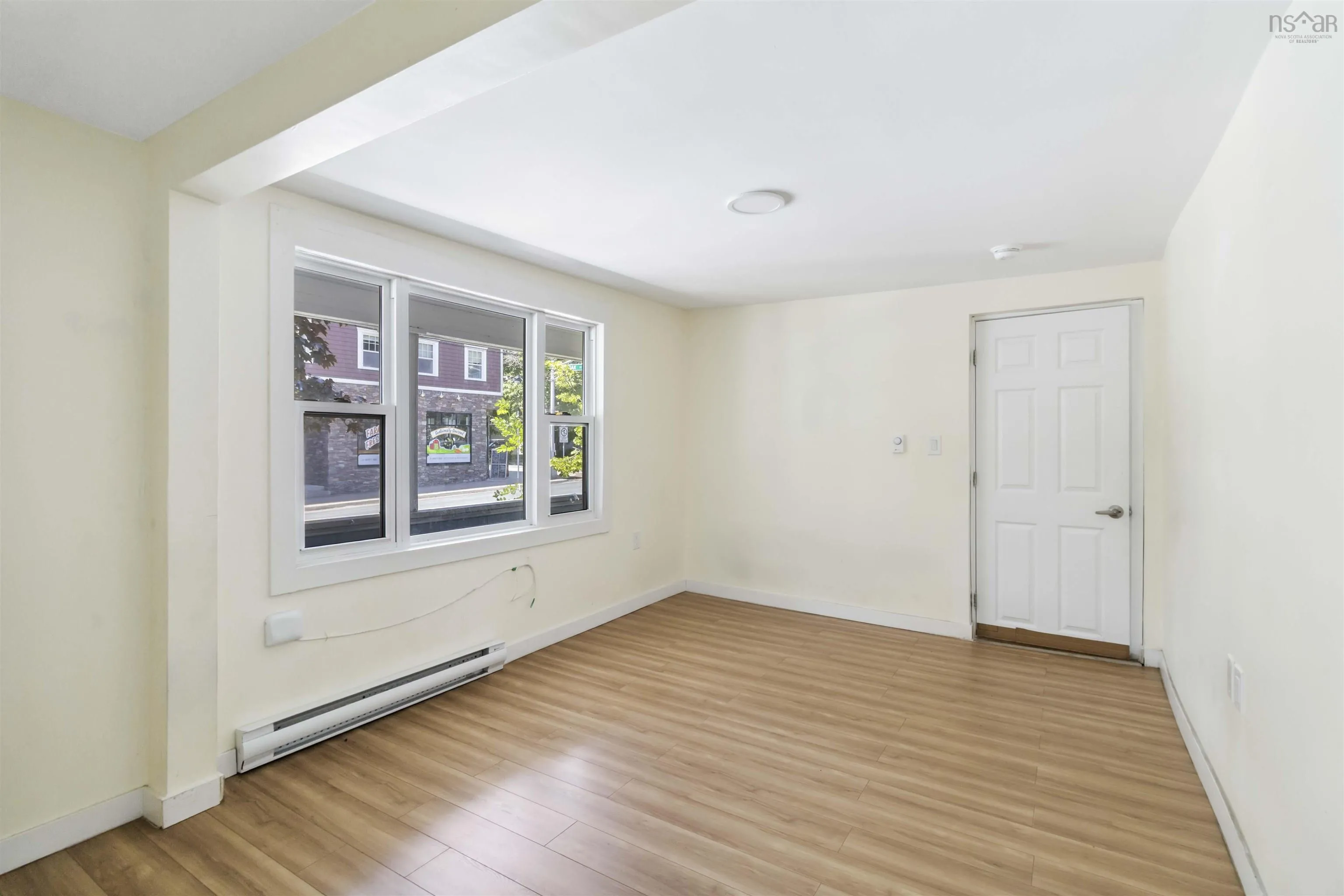 2097 2099 2099a Oxford Street, Halifax, NS B3L 2T3, 10 Bedrooms Bedrooms, ,Residential Income,For Sale,Oxford,202524475