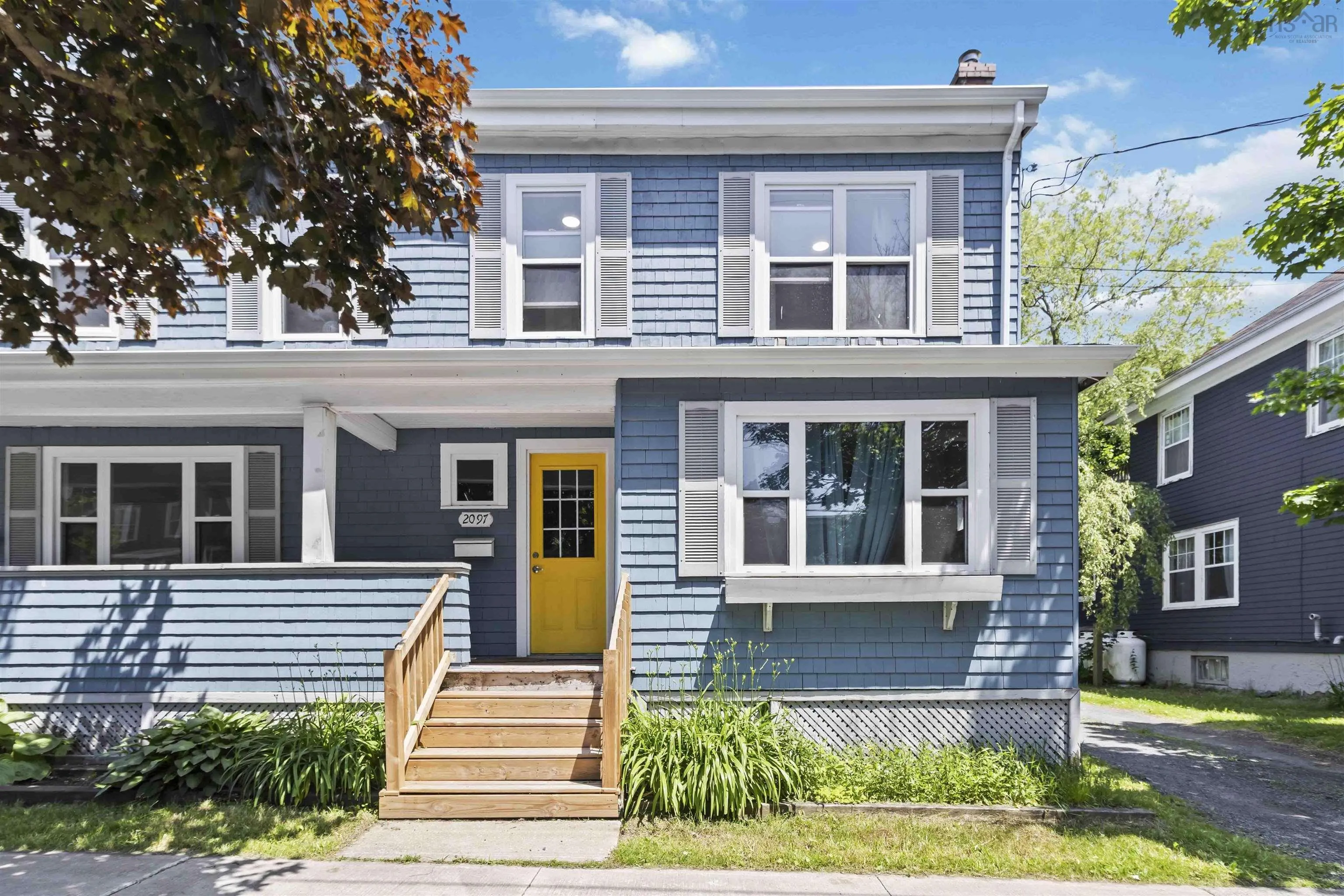 2097 2099 2099a Oxford Street, Halifax, NS B3L 2T3, 10 Bedrooms Bedrooms, ,Residential Income,For Sale,Oxford,202524475