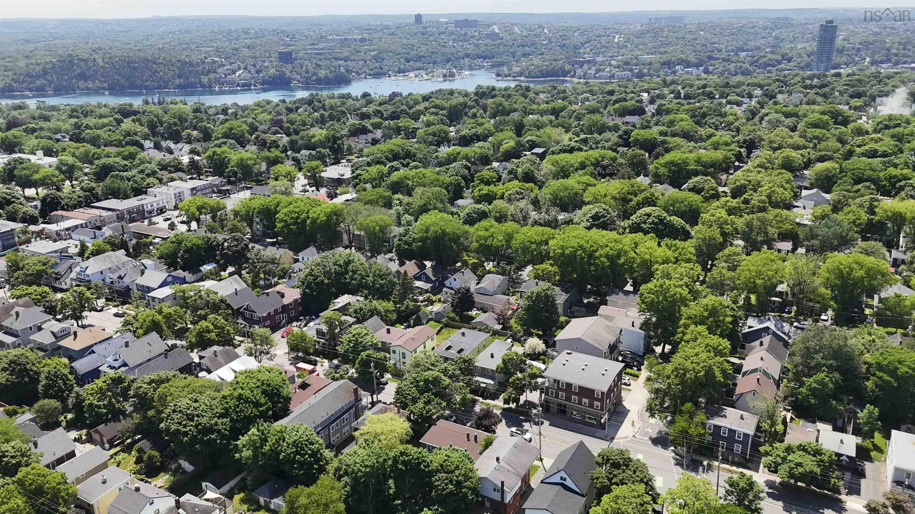 2097 2099 2099a Oxford Street, Halifax, NS B3L 2T3, 10 Bedrooms Bedrooms, ,Residential Income,For Sale,Oxford,202524475