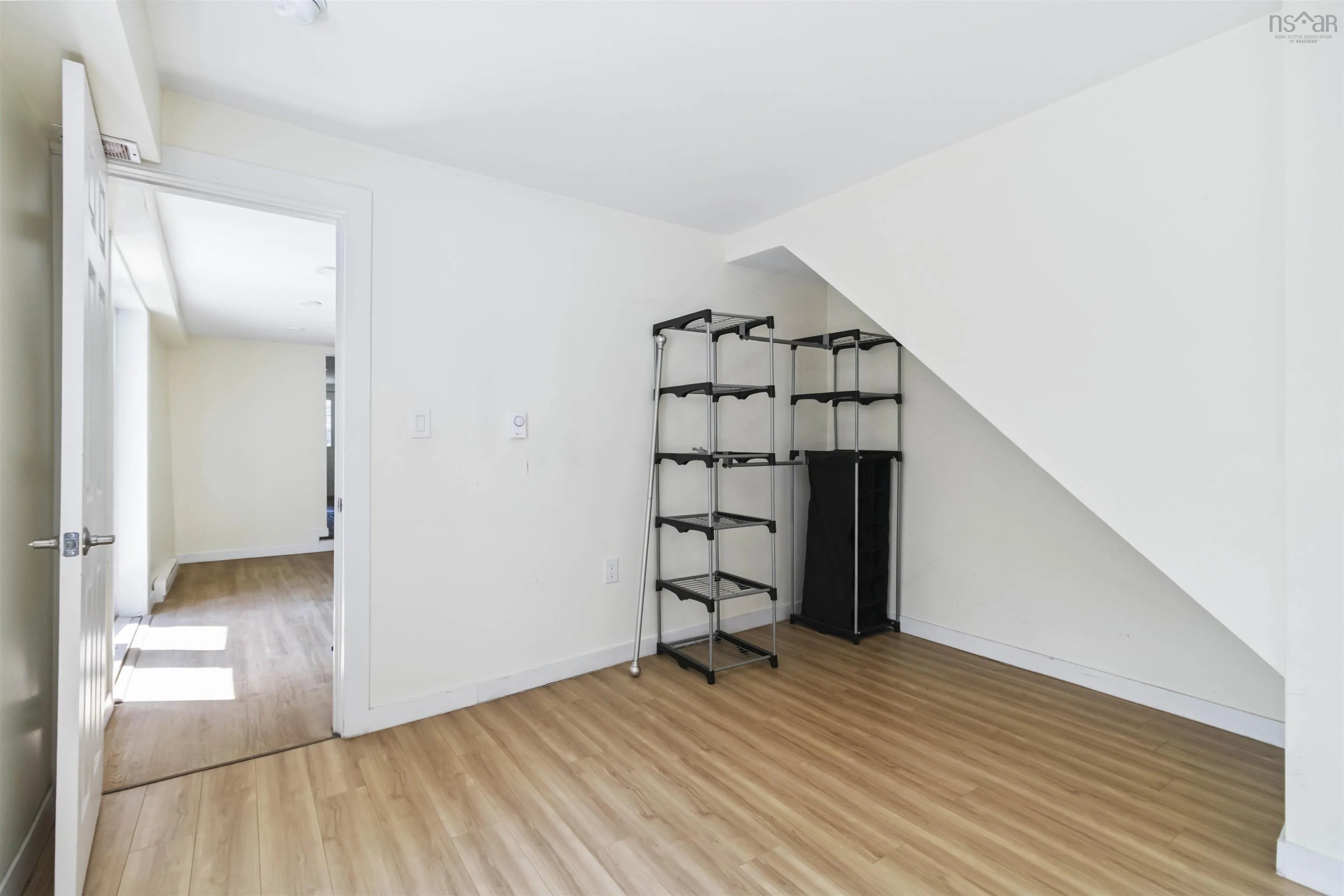 2097 2099 2099a Oxford Street, Halifax, NS B3L 2T3, 10 Bedrooms Bedrooms, ,Residential Income,For Sale,Oxford,202524475