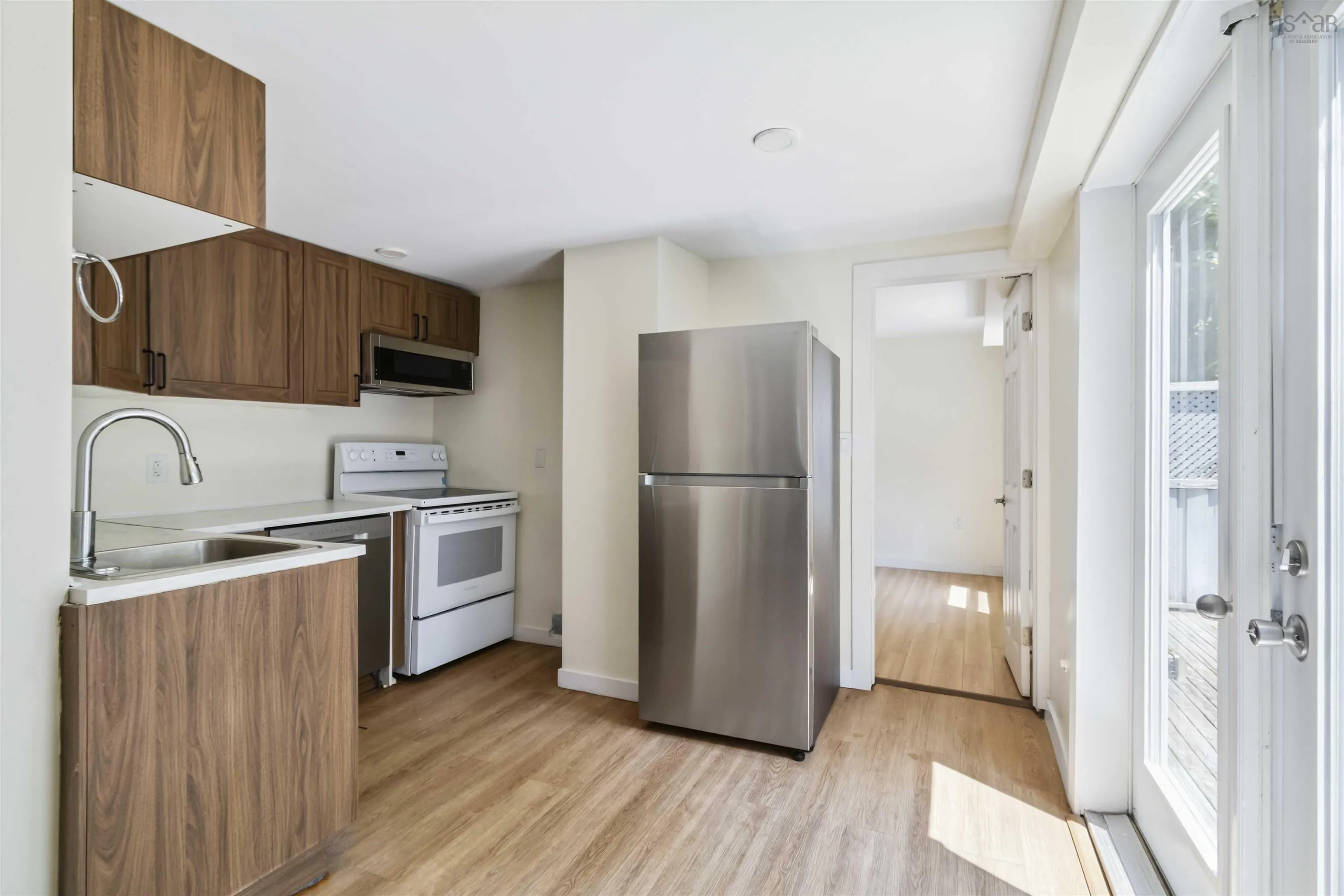 2097 2099 2099a Oxford Street, Halifax, NS B3L 2T3, 10 Bedrooms Bedrooms, ,Residential Income,For Sale,Oxford,202524475