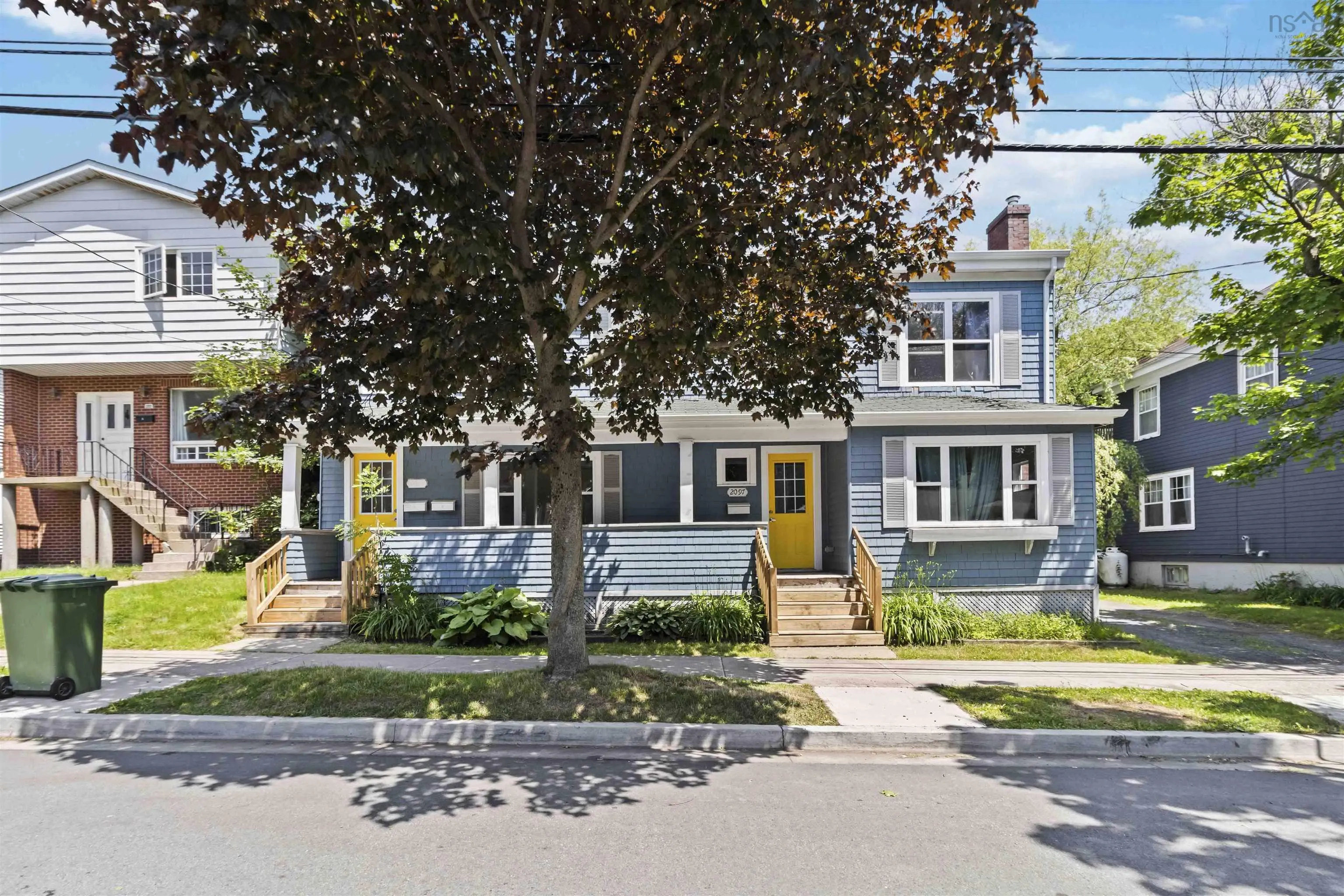 2097 2099 2099a Oxford Street, Halifax, NS B3L 2T3, 10 Bedrooms Bedrooms, ,Residential Income,For Sale,Oxford,202524475