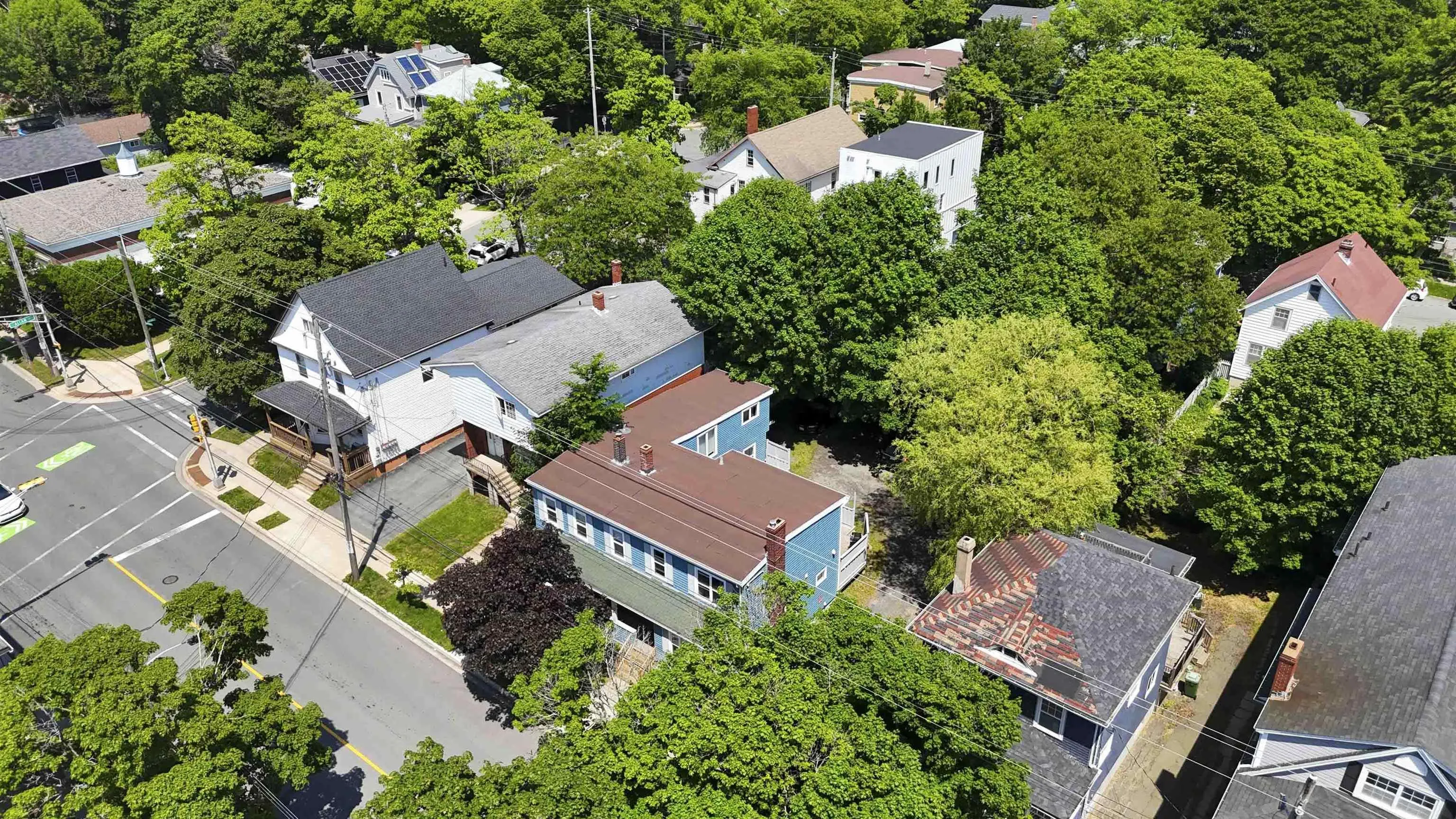 2097 2099 2099a Oxford Street, Halifax, NS B3L 2T3, 10 Bedrooms Bedrooms, ,Residential Income,For Sale,Oxford,202524475