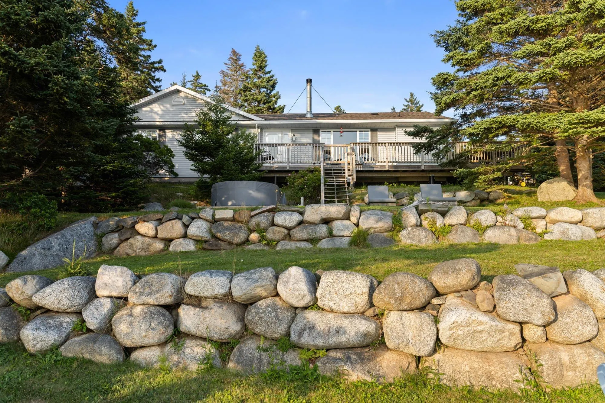 8748 Peggys Cove Road, Indian Harbour, NS B3Z 3P3, 2 Bedrooms Bedrooms, ,2 BathroomsBathrooms,Residential,For Sale,Peggys Cove,202520536