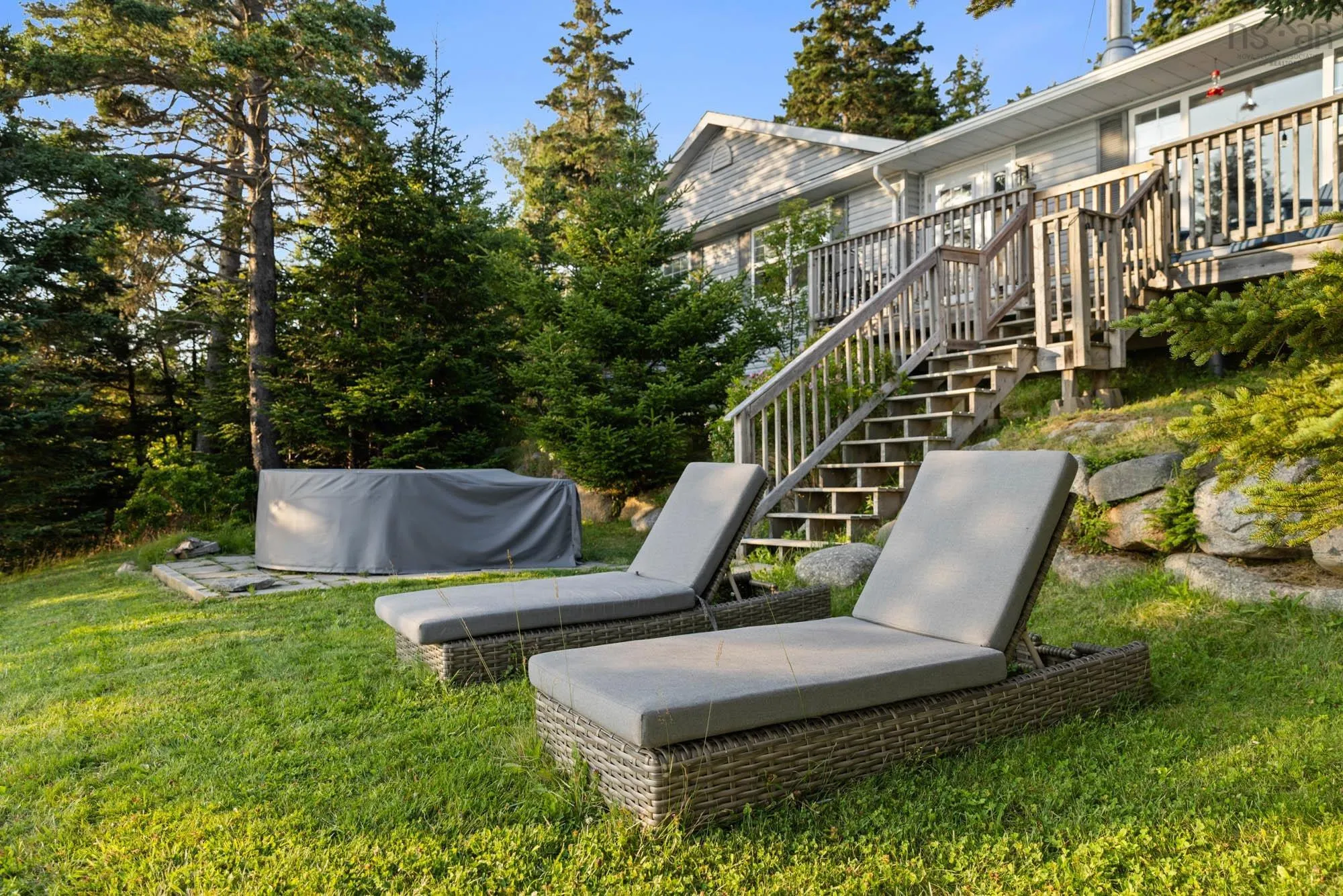 8748 Peggys Cove Road, Indian Harbour, NS B3Z 3P3, 2 Bedrooms Bedrooms, ,2 BathroomsBathrooms,Residential,For Sale,Peggys Cove,202520536