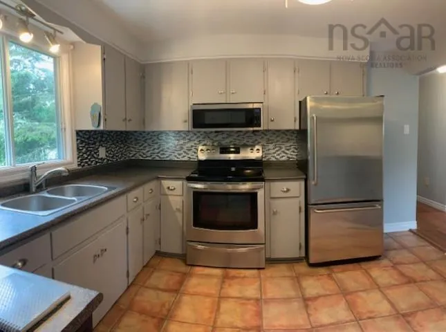 62 Rosalie Avenue, Prospect Bay, NS B3T 1Z8, 4 Bedrooms Bedrooms, ,2 BathroomsBathrooms,Residential,For Sale,Rosalie,202517450