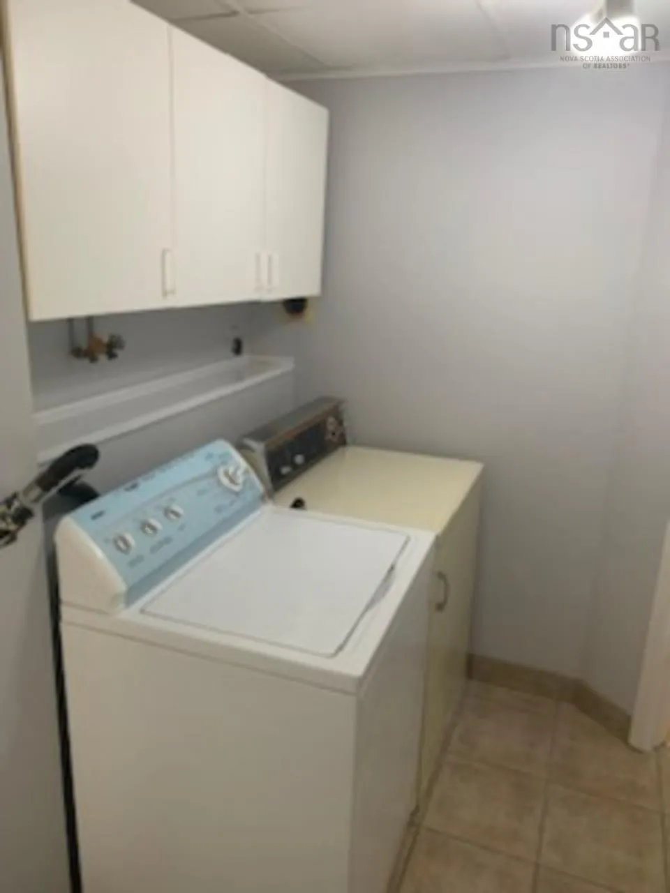 62 Rosalie Avenue, Prospect Bay, NS B3T 1Z8, 4 Bedrooms Bedrooms, ,2 BathroomsBathrooms,Residential,For Sale,Rosalie,202517450