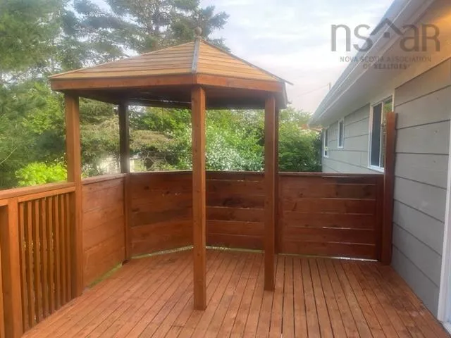 62 Rosalie Avenue, Prospect Bay, NS B3T 1Z8, 4 Bedrooms Bedrooms, ,2 BathroomsBathrooms,Residential,For Sale,Rosalie,202517450