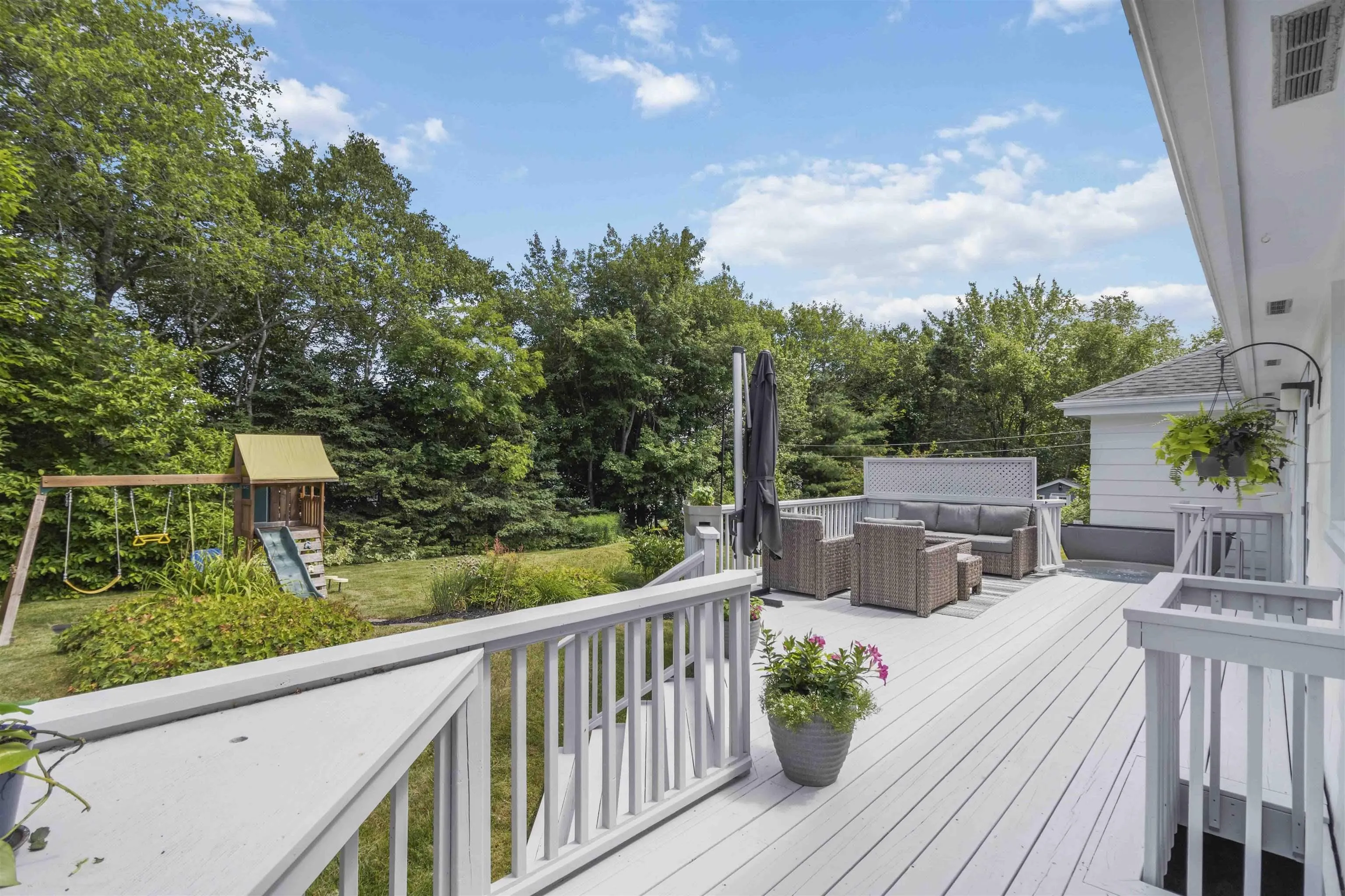 20 Randolph Street, Halifax, NS B3P 2B1, 6 Bedrooms Bedrooms, ,3 BathroomsBathrooms,Residential,For Sale,Randolph,202517864