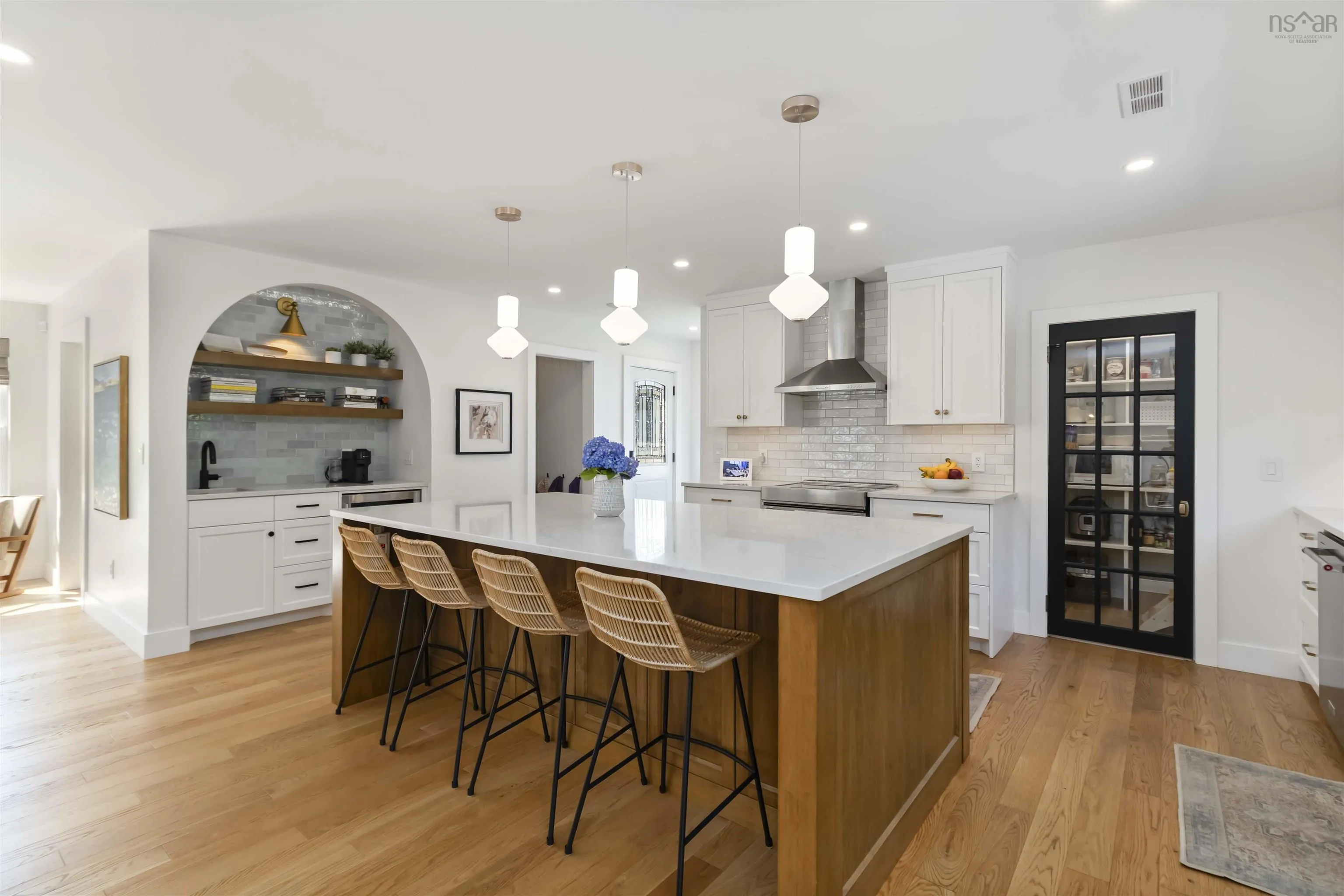20 Randolph Street, Halifax, NS B3P 2B1, 6 Bedrooms Bedrooms, ,3 BathroomsBathrooms,Residential,For Sale,Randolph,202517864