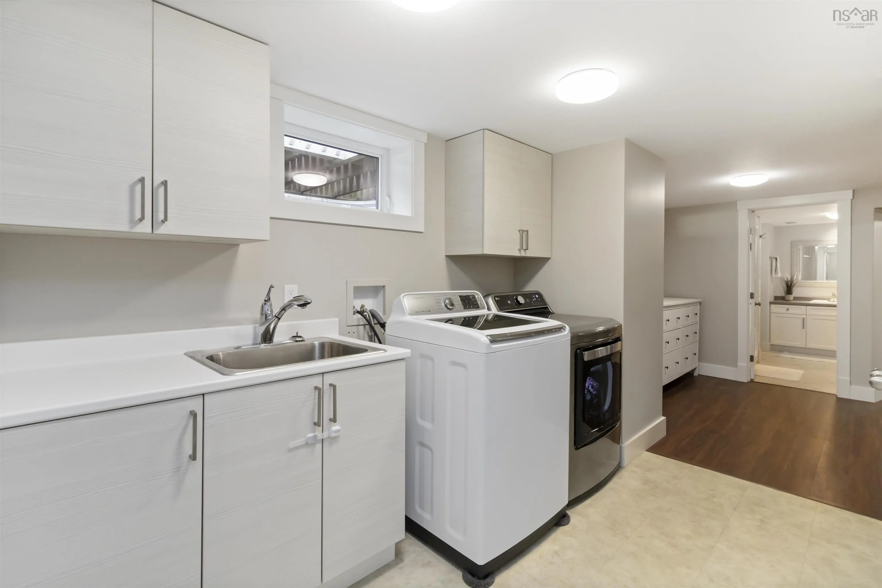 20 Randolph Street, Halifax, NS B3P 2B1, 6 Bedrooms Bedrooms, ,3 BathroomsBathrooms,Residential,For Sale,Randolph,202517864