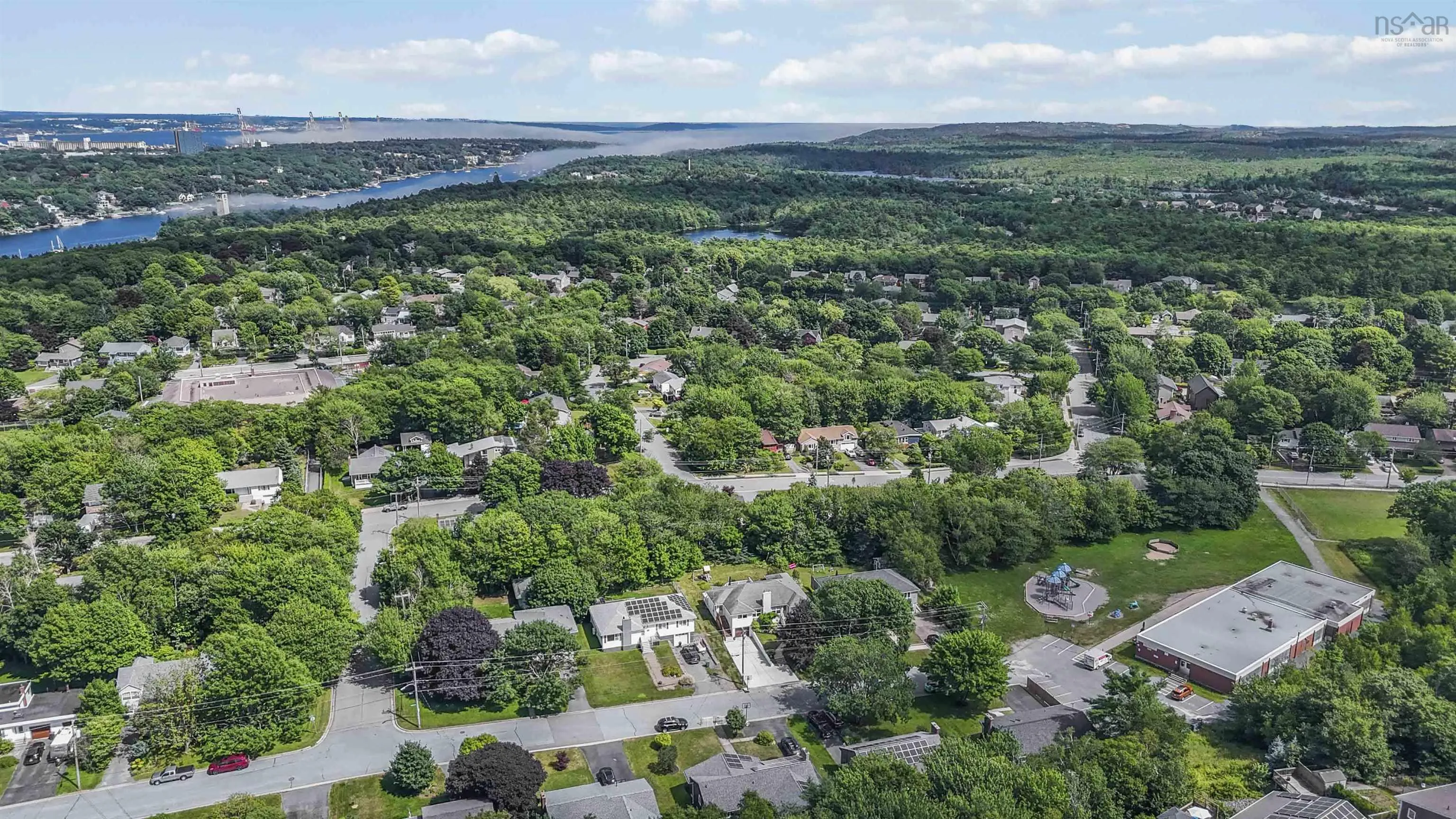 20 Randolph Street, Halifax, NS B3P 2B1, 6 Bedrooms Bedrooms, ,3 BathroomsBathrooms,Residential,For Sale,Randolph,202517864