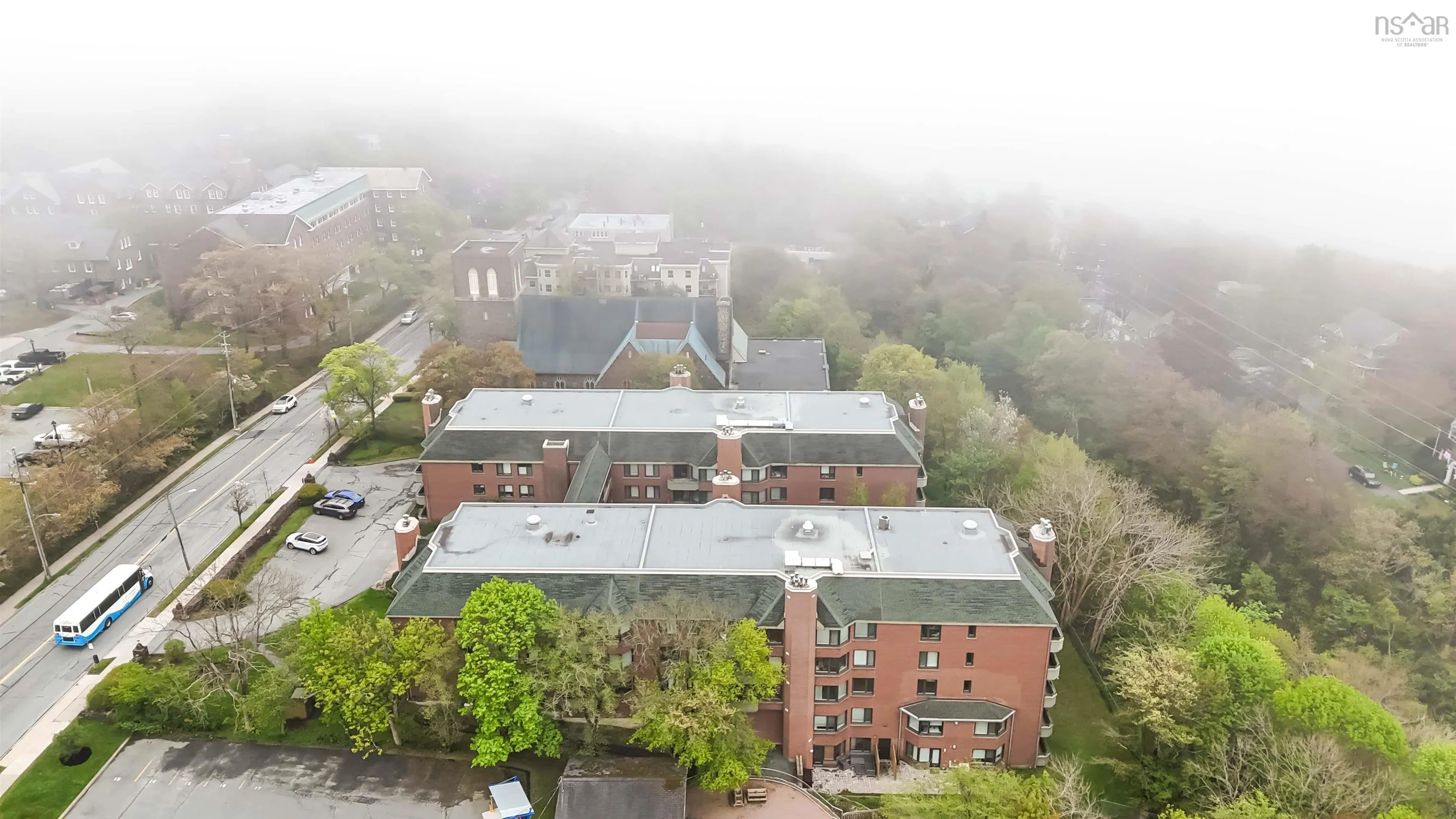 101-1350 Oxford Court, Halifax, NS B3H 3Y8, 2 Bedrooms Bedrooms, ,2 BathroomsBathrooms,Residential,For Sale,Oxford,202511573