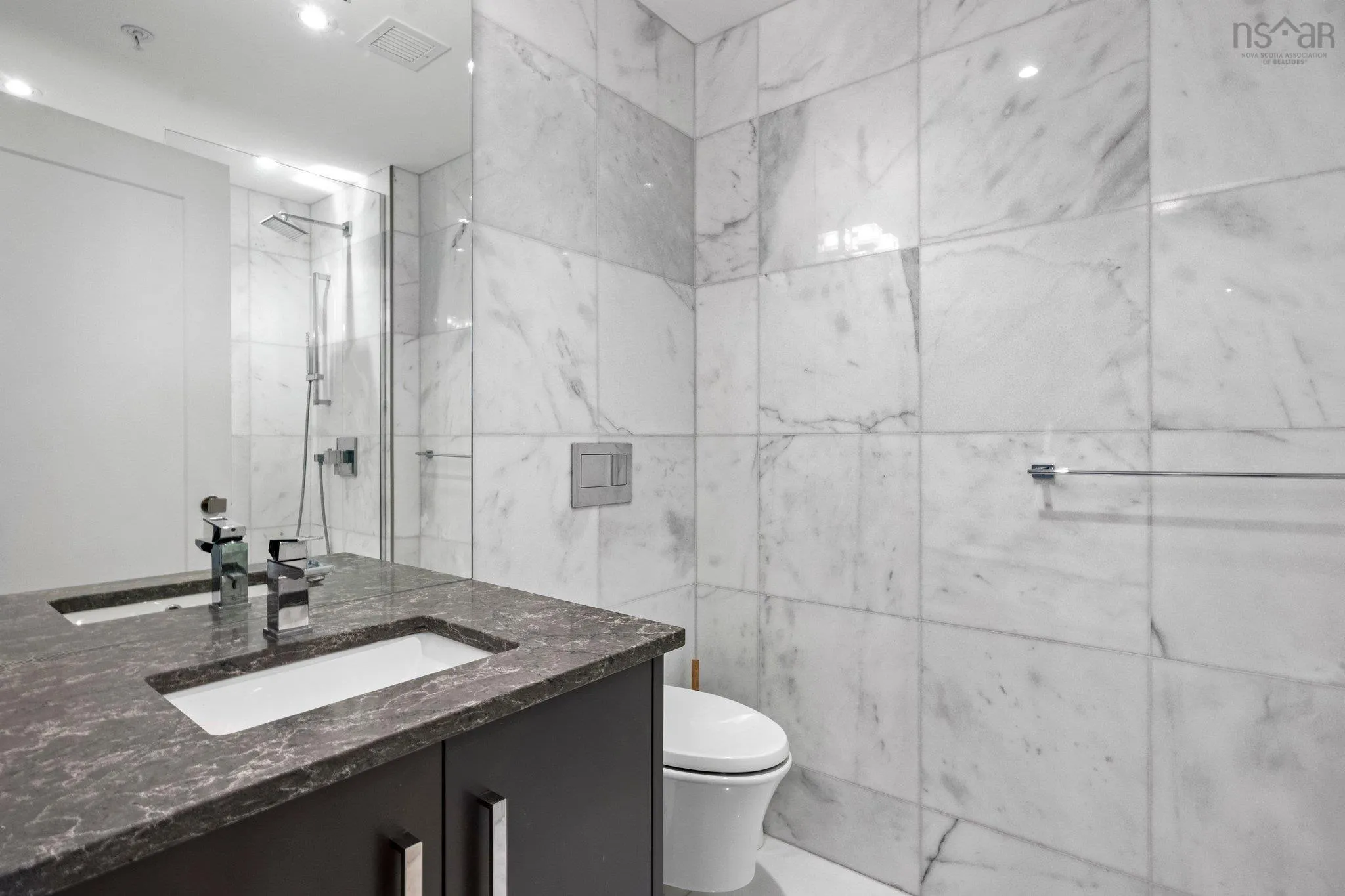 1005-1585 South Park Street, Halifax Ns B3j 0h8, 2 Bedrooms Bedrooms, ,1 BathroomBathrooms,Residential,For Sale,South Park,202509706