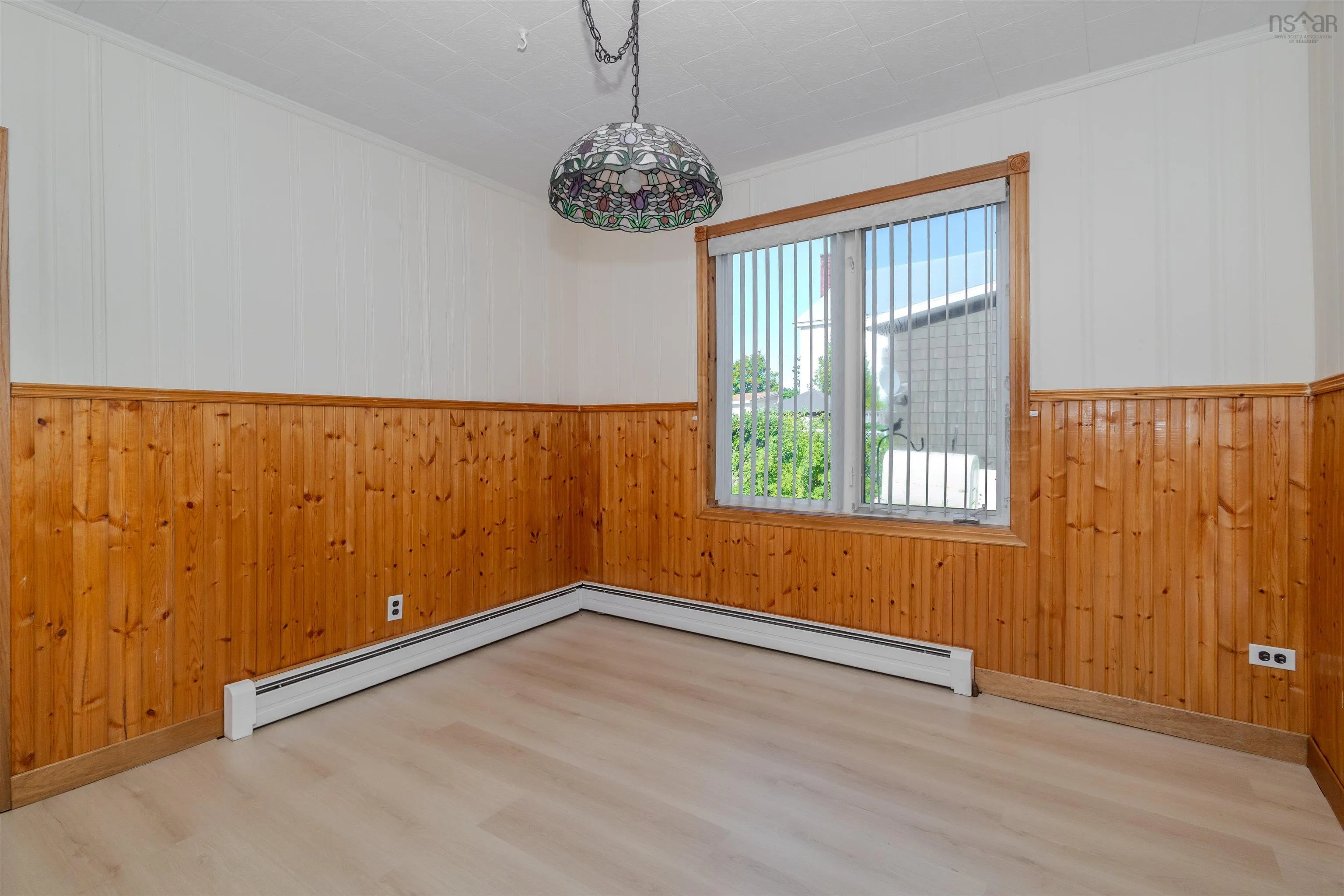 7 Dominion Street, Glace Bay, NS B1A 3M7, 2 Bedrooms Bedrooms, ,1 BathroomBathrooms,Residential,For Sale,Dominion,202523302