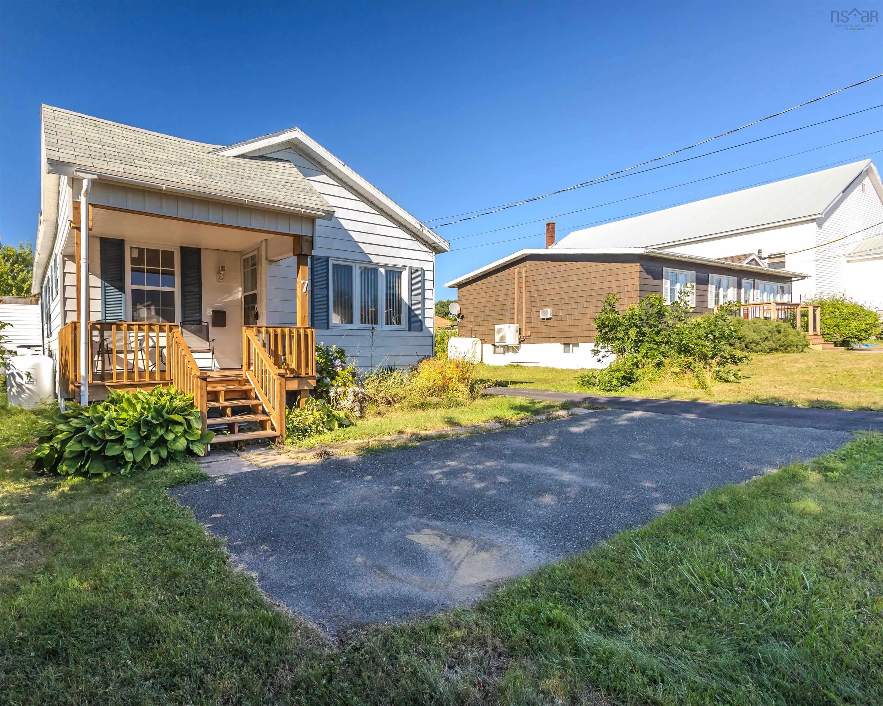 7 Dominion Street, Glace Bay, NS B1A 3M7, 2 Bedrooms Bedrooms, ,1 BathroomBathrooms,Residential,For Sale,Dominion,202523302