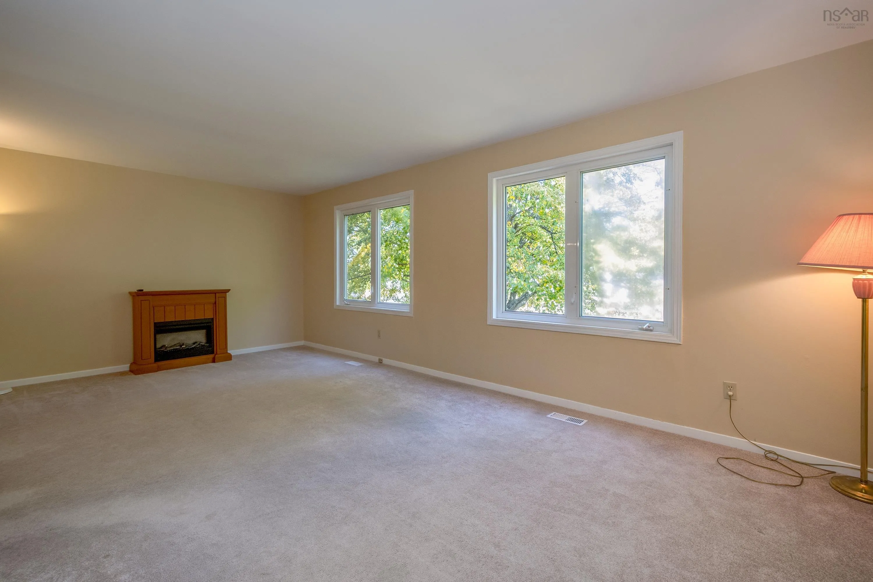 58 Kingfisher Crescent, Halifax, NS B3M 3B3, 3 Bedrooms Bedrooms, ,1 BathroomBathrooms,Residential,For Sale,Kingfisher,202521136