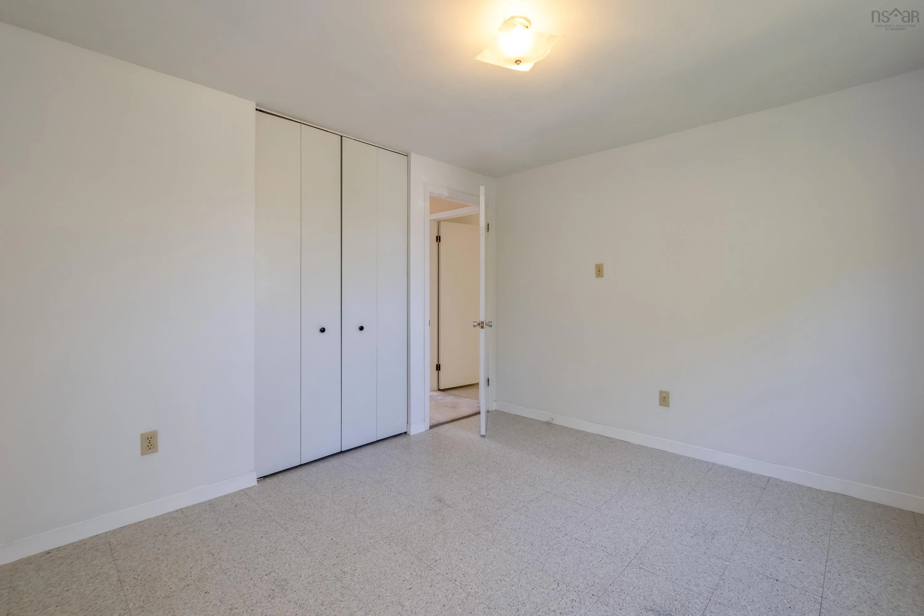 58 Kingfisher Crescent, Halifax, NS B3M 3B3, 3 Bedrooms Bedrooms, ,1 BathroomBathrooms,Residential,For Sale,Kingfisher,202521136