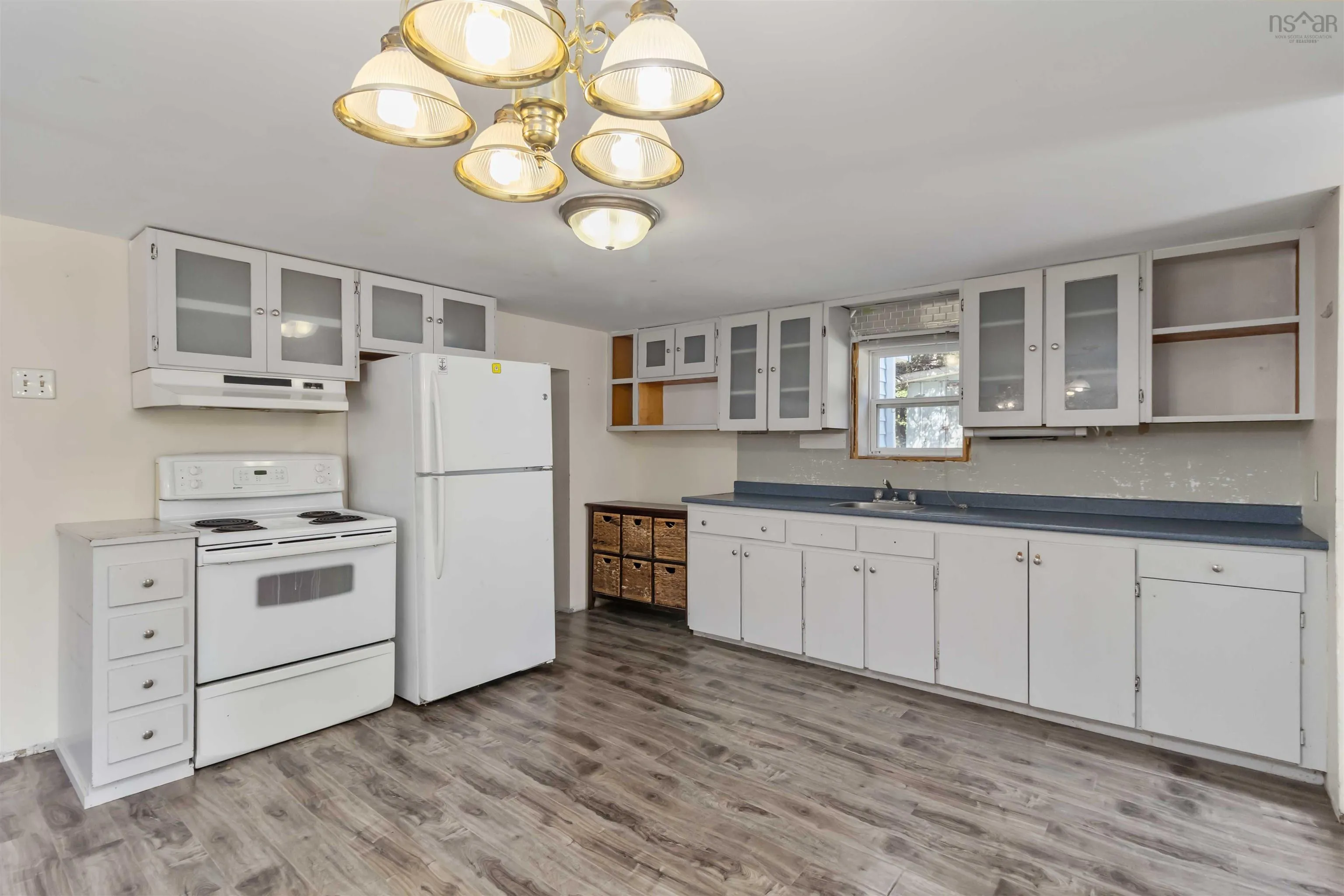 688 Cow Bay Road, Eastern Passage, NS B3G 1J7, 4 Bedrooms Bedrooms, ,2 BathroomsBathrooms,Residential,For Sale,Cow Bay,202523643