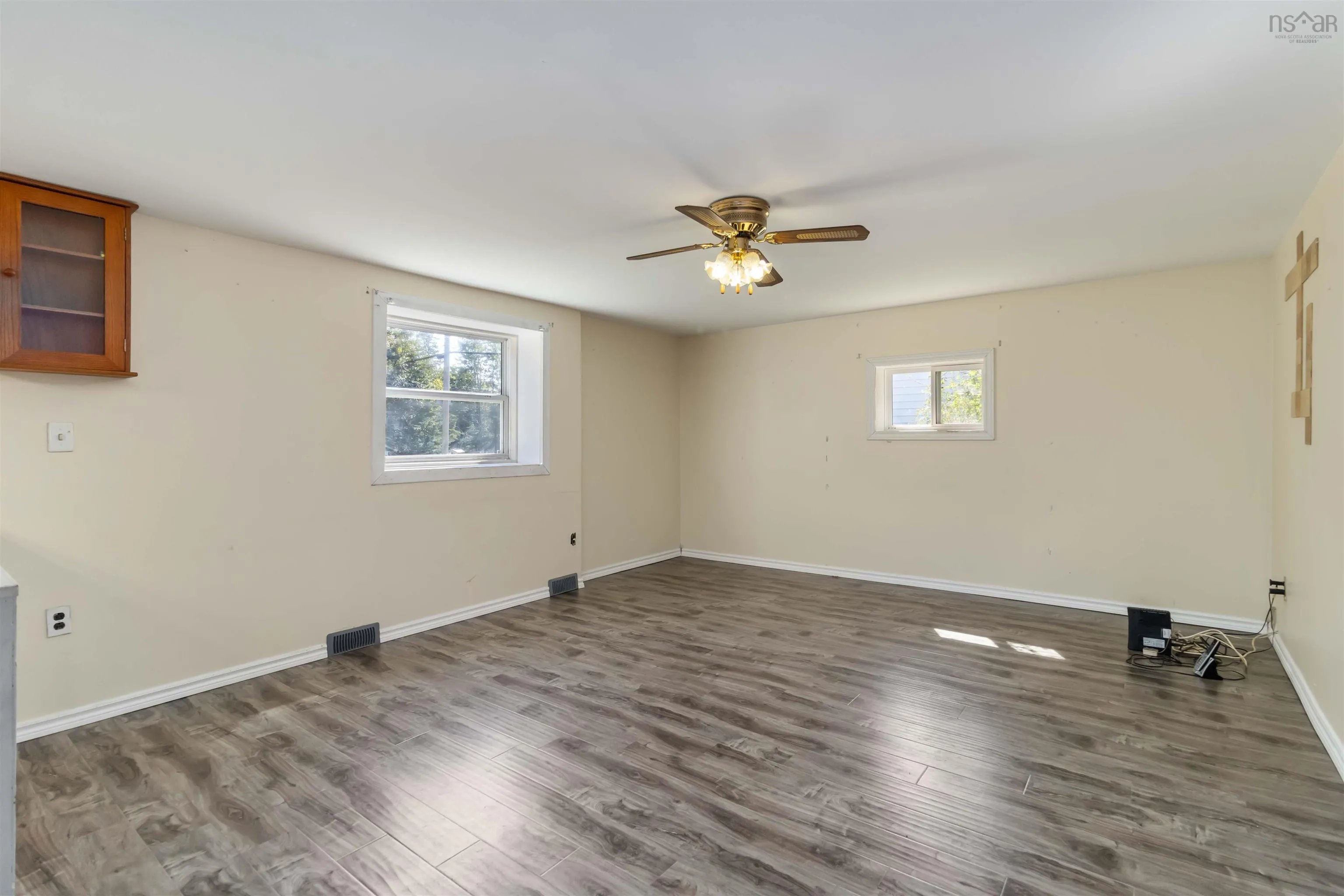 688 Cow Bay Road, Eastern Passage, NS B3G 1J7, 4 Bedrooms Bedrooms, ,2 BathroomsBathrooms,Residential,For Sale,Cow Bay,202523643