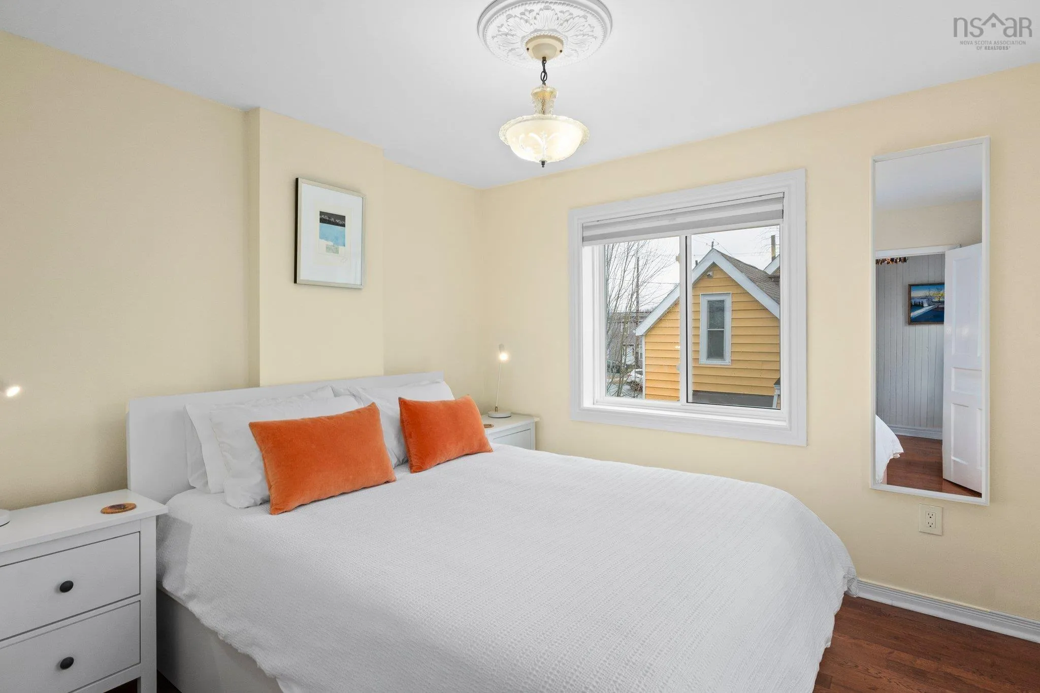 5856 Livingstone Street, Halifax Ns B3k 2c3, 2 Bedrooms Bedrooms, ,2 BathroomsBathrooms,Residential,For Sale,Livingstone,202506891