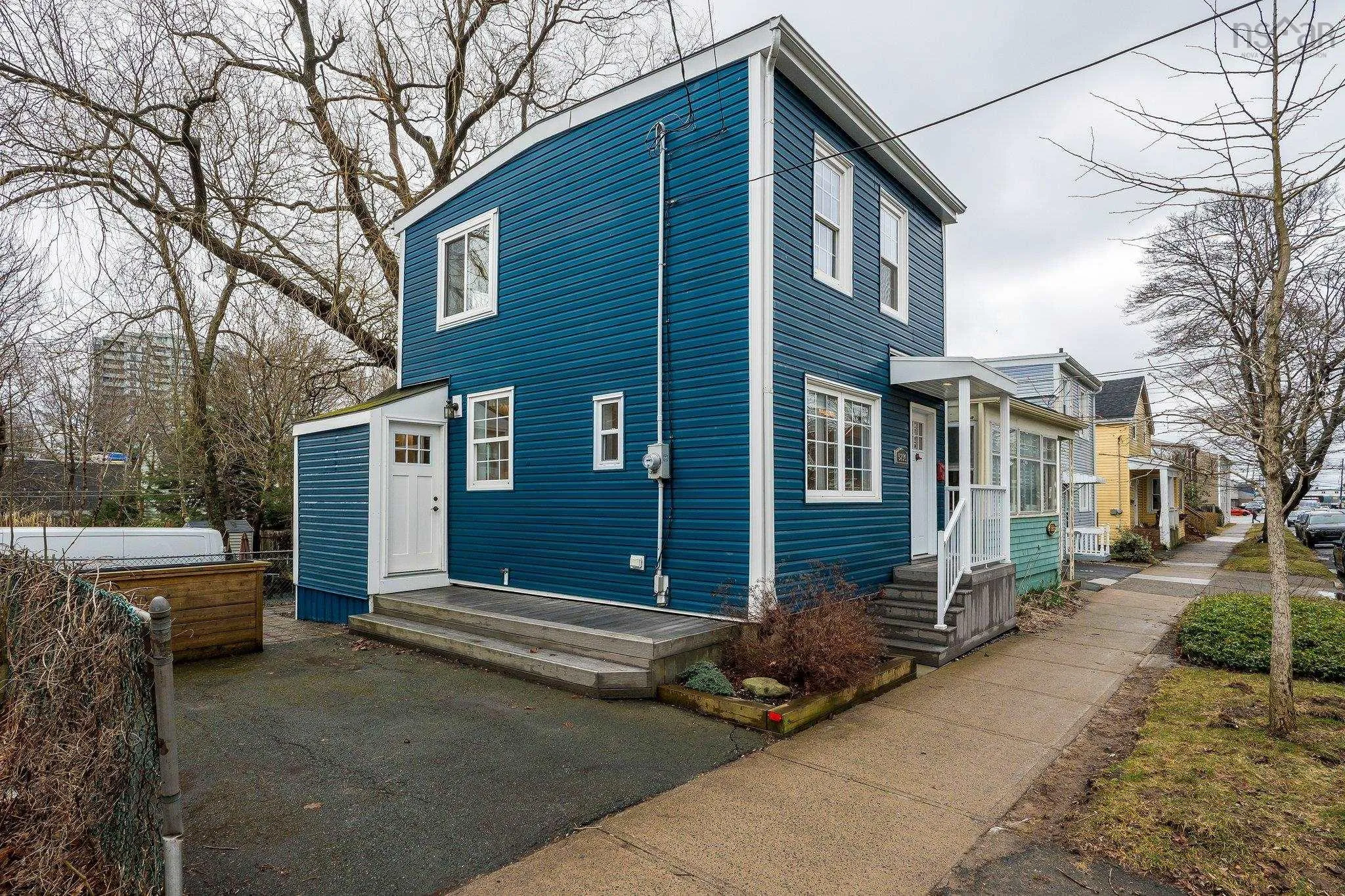 5856 Livingstone Street, Halifax Ns B3k 2c3, 2 Bedrooms Bedrooms, ,2 BathroomsBathrooms,Residential,For Sale,Livingstone,202506891
