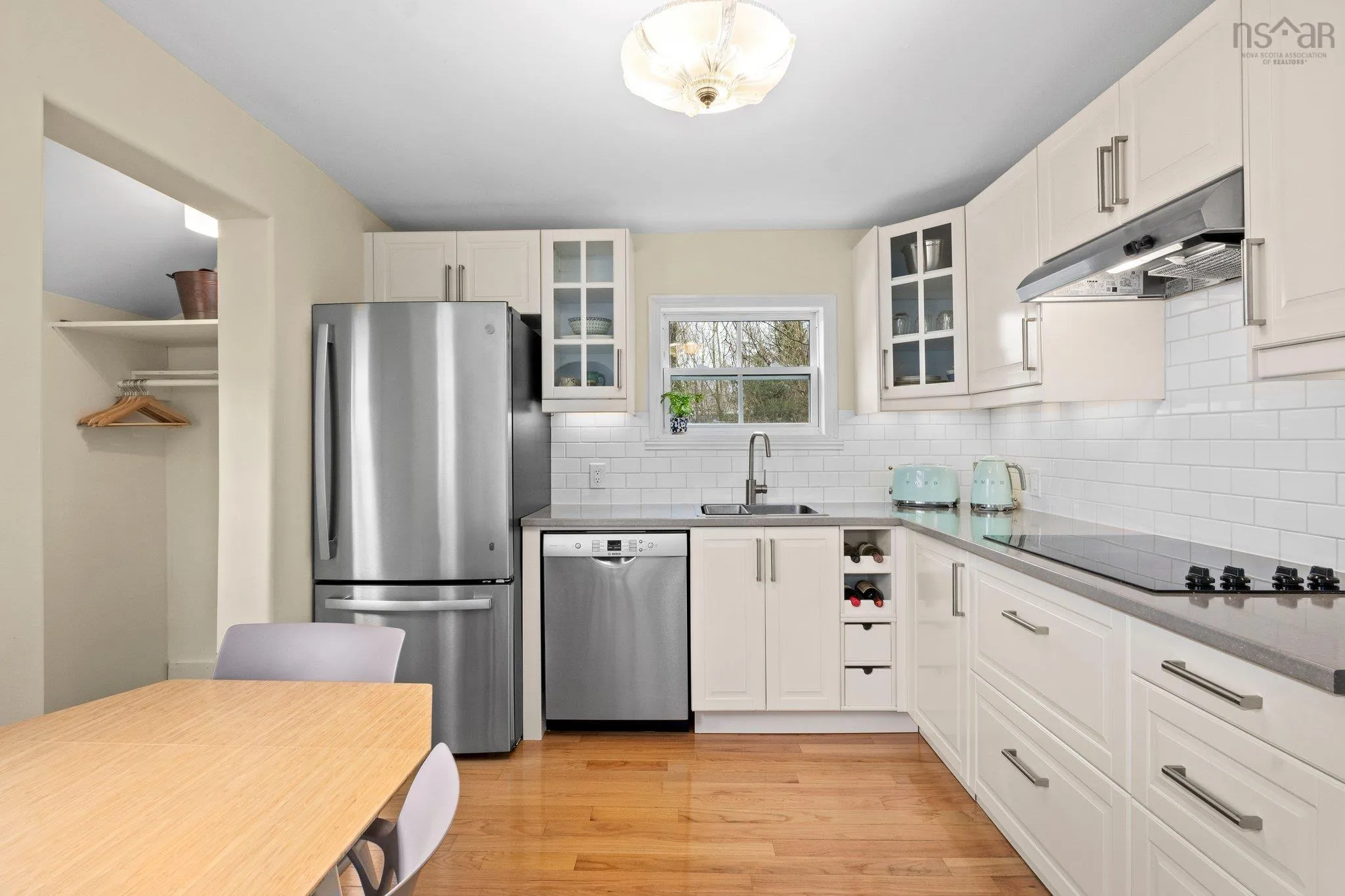 5856 Livingstone Street, Halifax Ns B3k 2c3, 2 Bedrooms Bedrooms, ,2 BathroomsBathrooms,Residential,For Sale,Livingstone,202506891