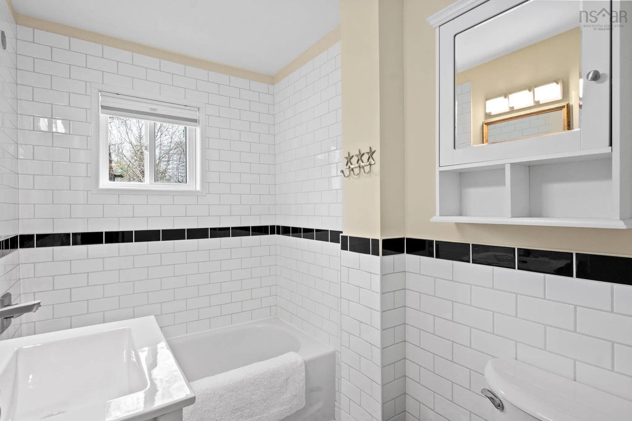 5856 Livingstone Street, Halifax Ns B3k 2c3, 2 Bedrooms Bedrooms, ,2 BathroomsBathrooms,Residential,For Sale,Livingstone,202506891