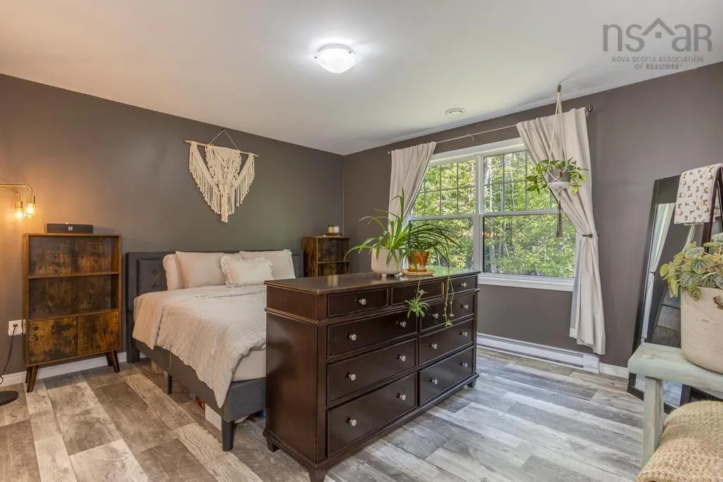 1631 Beaver Bank Road, Beaver Bank, NS B4G 1C5, 3 Bedrooms Bedrooms, ,2 BathroomsBathrooms,Residential,For Sale,Beaver Bank,202522589
