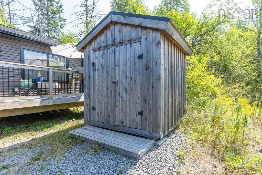 1631 Beaver Bank Road, Beaver Bank, NS B4G 1C5, 3 Bedrooms Bedrooms, ,2 BathroomsBathrooms,Residential,For Sale,Beaver Bank,202522589