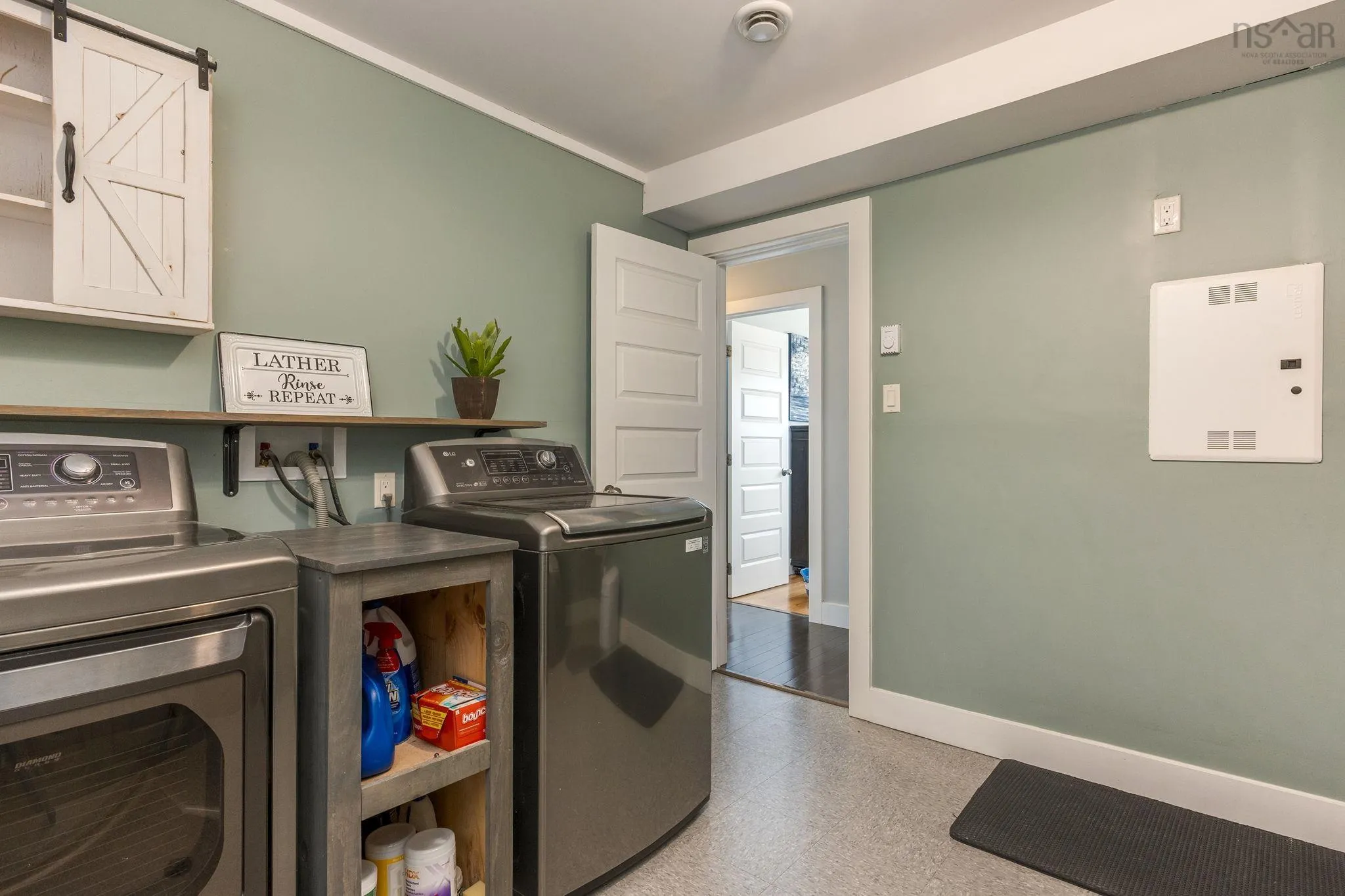 39 Ridge Avenue, Stewiacke, NS B0N 2J0, 3 Bedrooms Bedrooms, ,2 BathroomsBathrooms,Residential,For Sale,Ridge,202525604