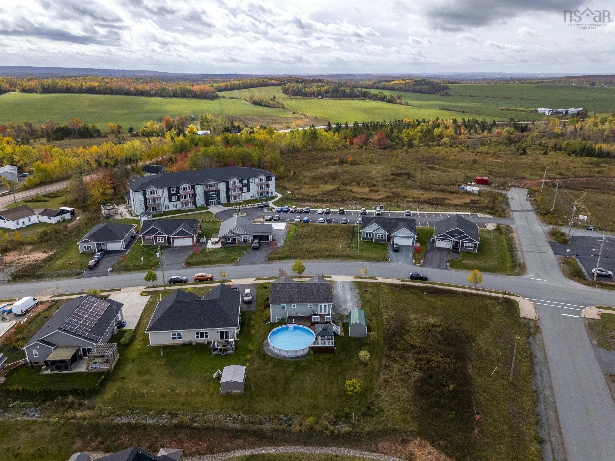 39 Ridge Avenue, Stewiacke, NS B0N 2J0, 3 Bedrooms Bedrooms, ,2 BathroomsBathrooms,Residential,For Sale,Ridge,202525604