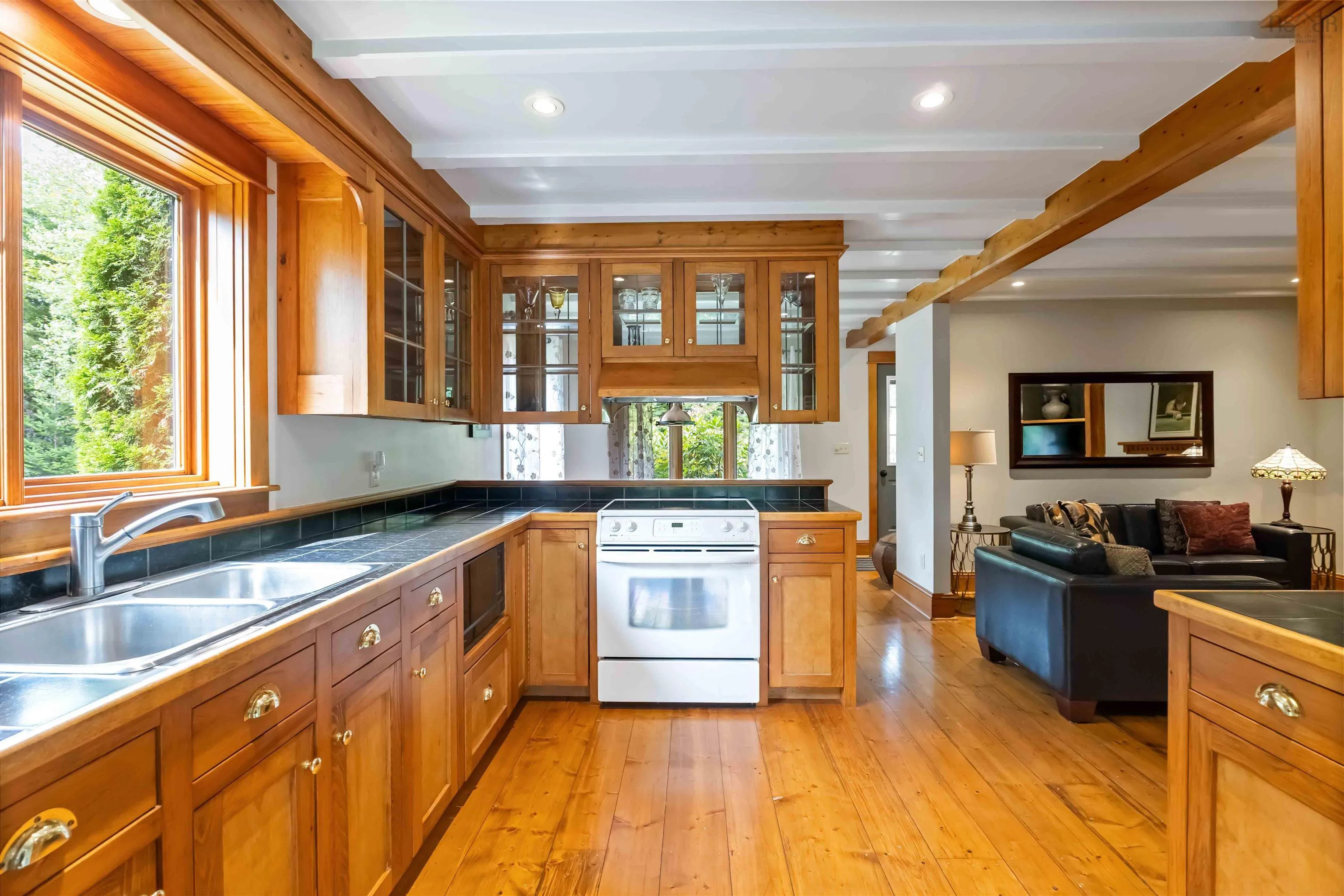 708 Newtonville Road, Forest Hill, NS B4P 2R1, 4 Bedrooms Bedrooms, ,2 BathroomsBathrooms,Residential,For Sale,Newtonville,202522940