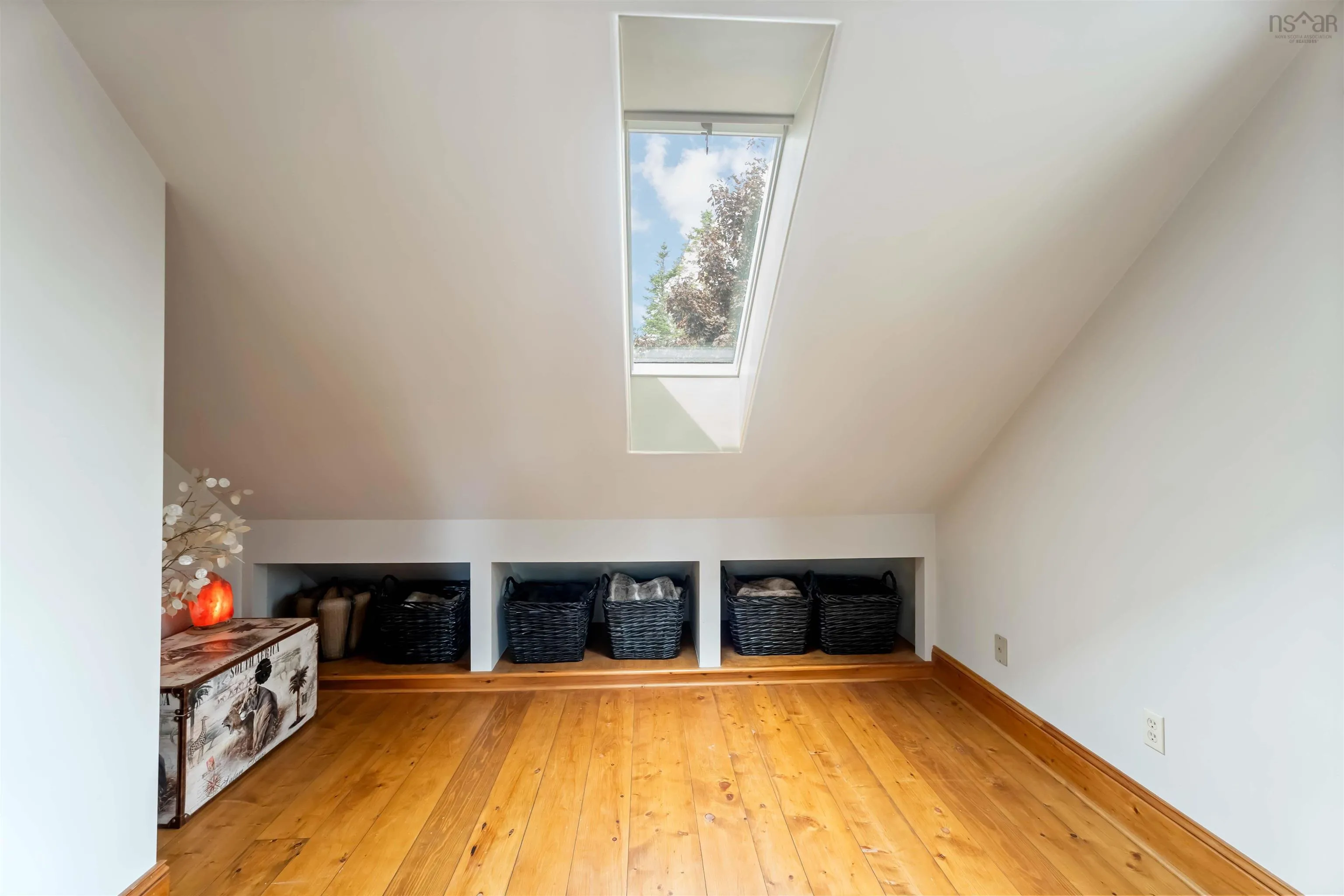 708 Newtonville Road, Forest Hill, NS B4P 2R1, 4 Bedrooms Bedrooms, ,2 BathroomsBathrooms,Residential,For Sale,Newtonville,202522940