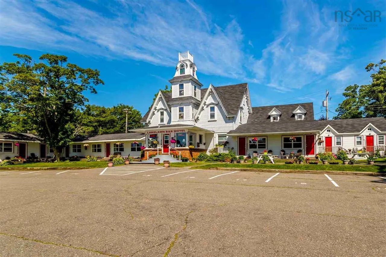 641 Main Street, Yarmouth, NS B5A 1K2, ,Commercial Sale,For Sale,Main,202520937