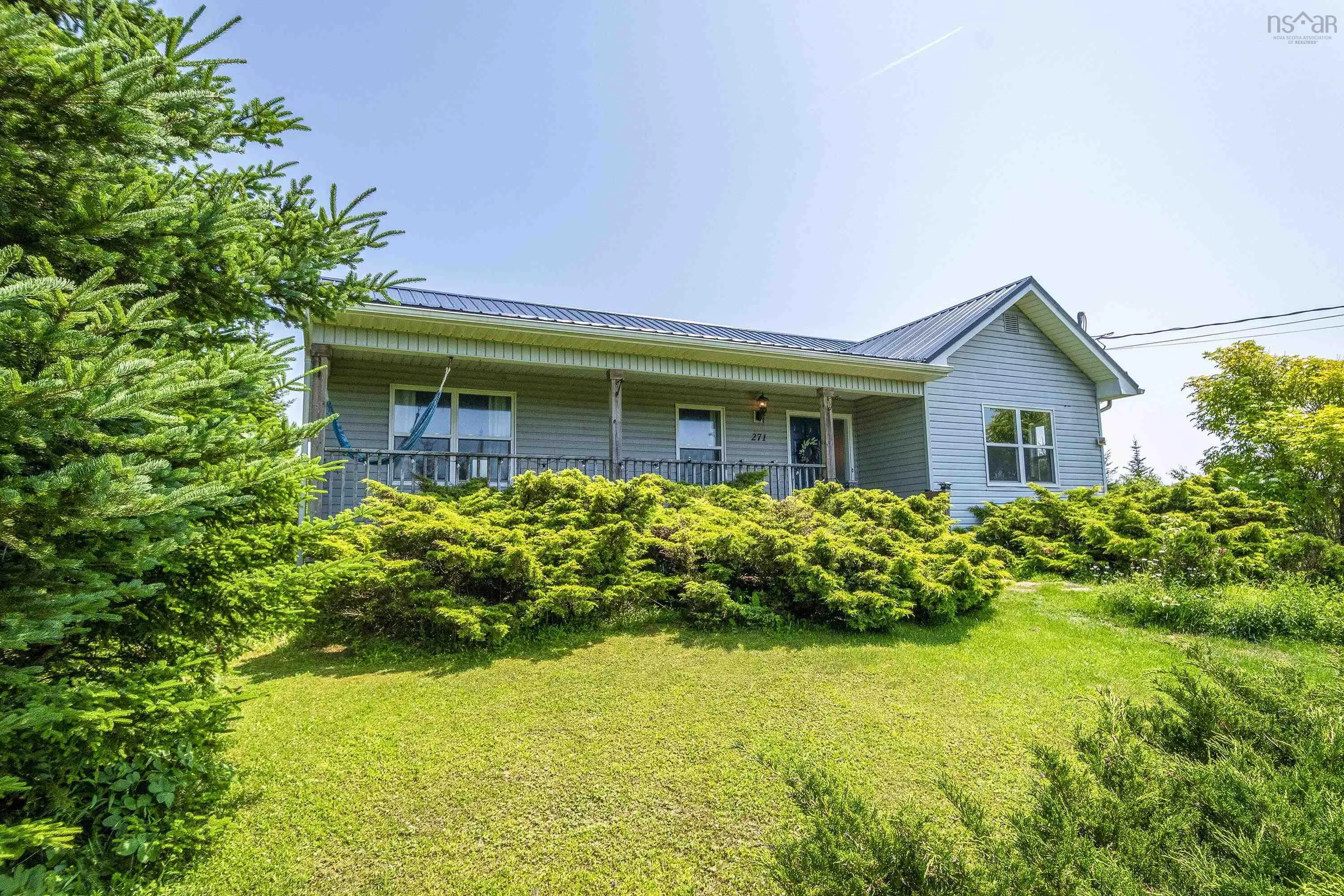271 Leslie Road, East Lawrencetown, NS B2Z 1T4, 3 Bedrooms Bedrooms, ,3 BathroomsBathrooms,Residential,For Sale,Leslie,202512218
