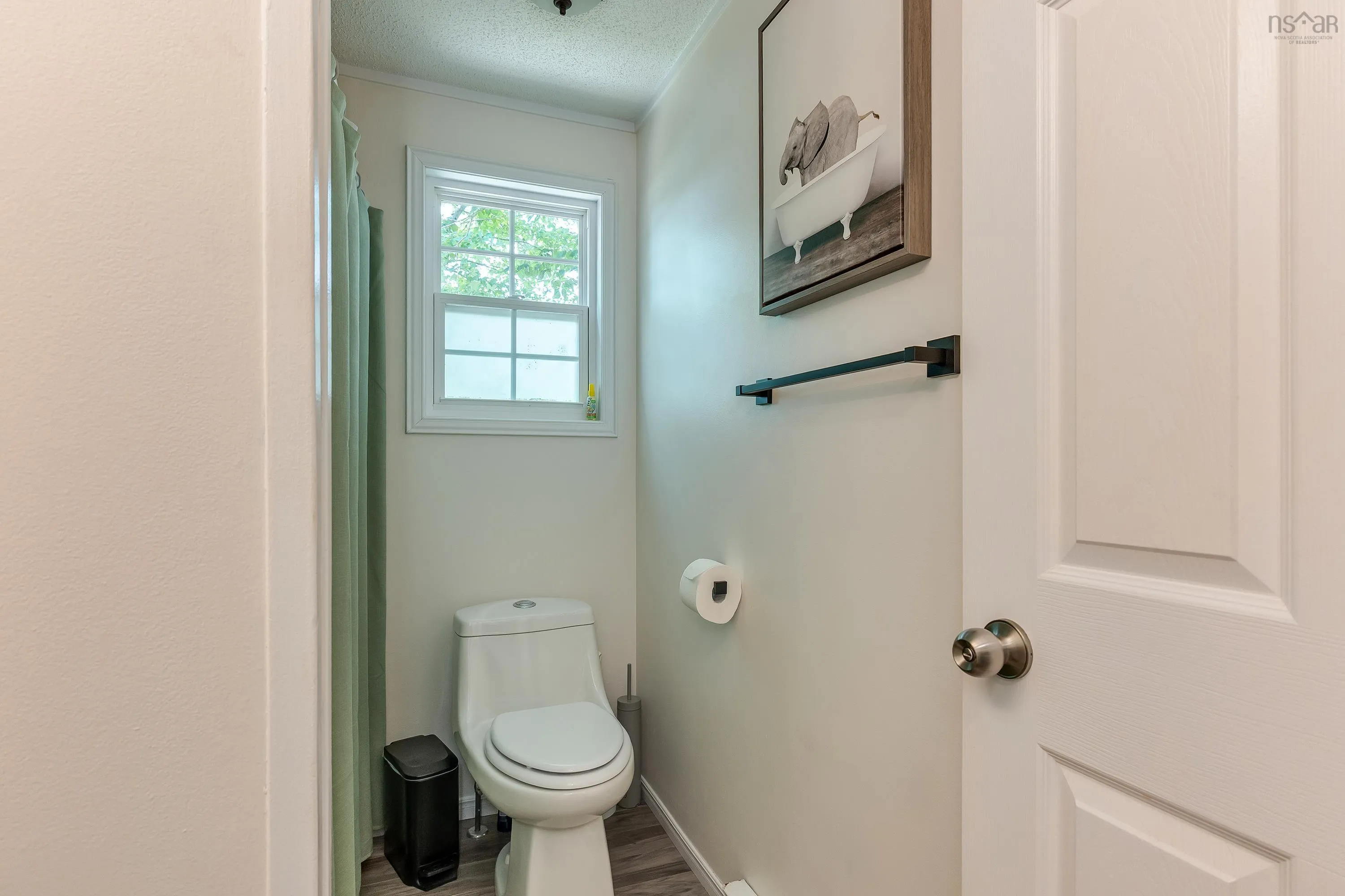 25 Champlain Avenue, Middle Sackville, NS B4E 3B2, 2 Bedrooms Bedrooms, ,1 BathroomBathrooms,Residential,For Sale,Champlain,202518404