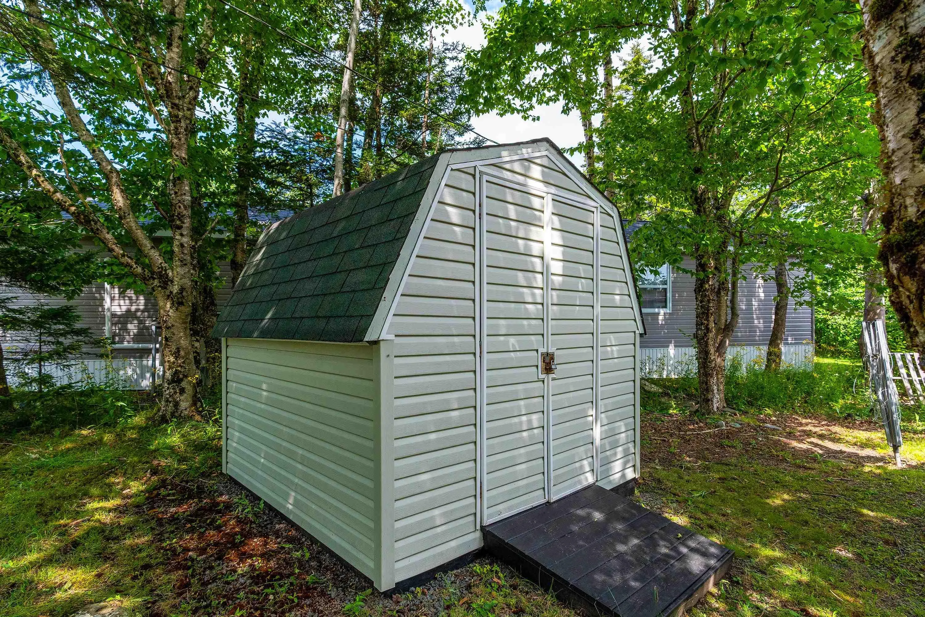 25 Champlain Avenue, Middle Sackville, NS B4E 3B2, 2 Bedrooms Bedrooms, ,1 BathroomBathrooms,Residential,For Sale,Champlain,202518404