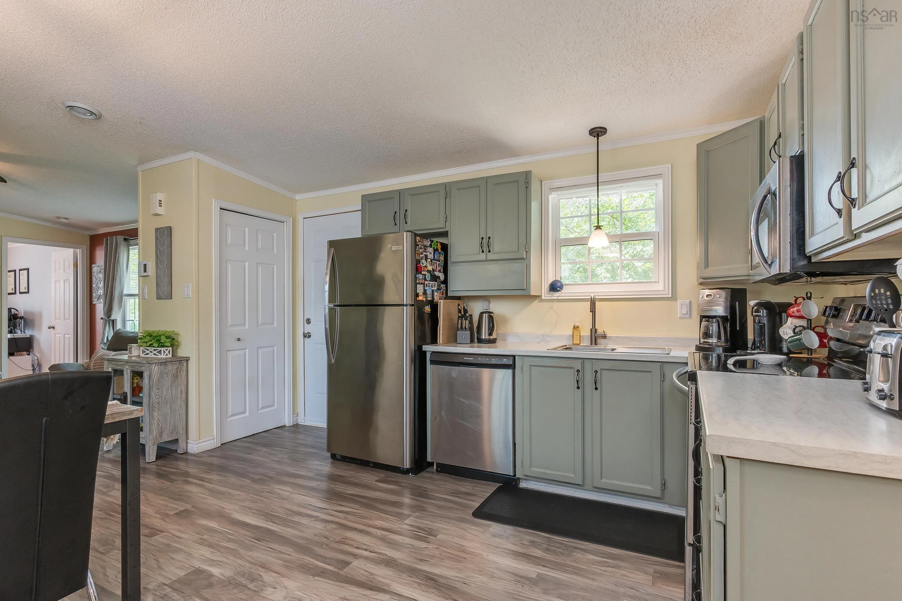 25 Champlain Avenue, Middle Sackville, NS B4E 3B2, 2 Bedrooms Bedrooms, ,1 BathroomBathrooms,Residential,For Sale,Champlain,202518404