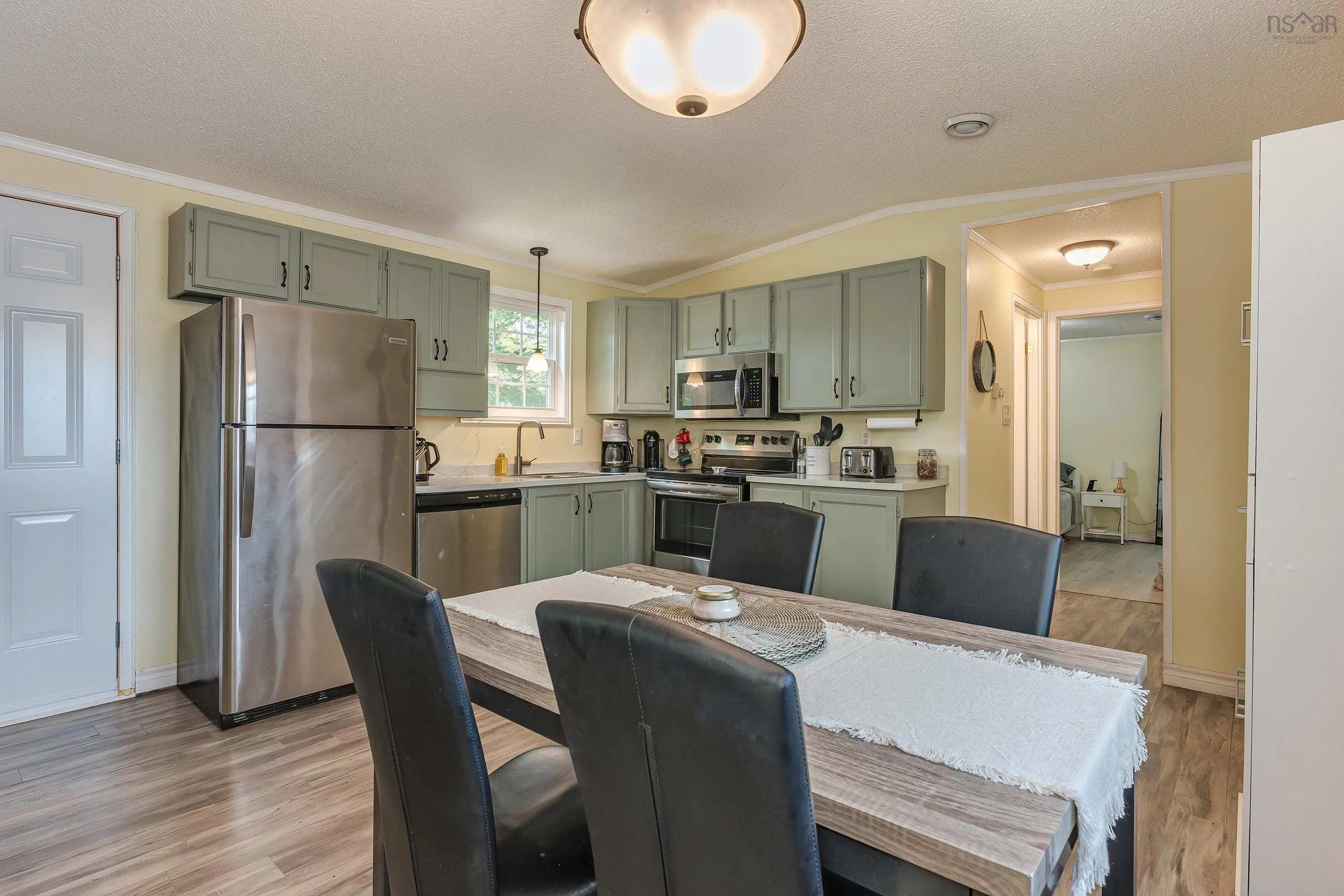 25 Champlain Avenue, Middle Sackville, NS B4E 3B2, 2 Bedrooms Bedrooms, ,1 BathroomBathrooms,Residential,For Sale,Champlain,202518404