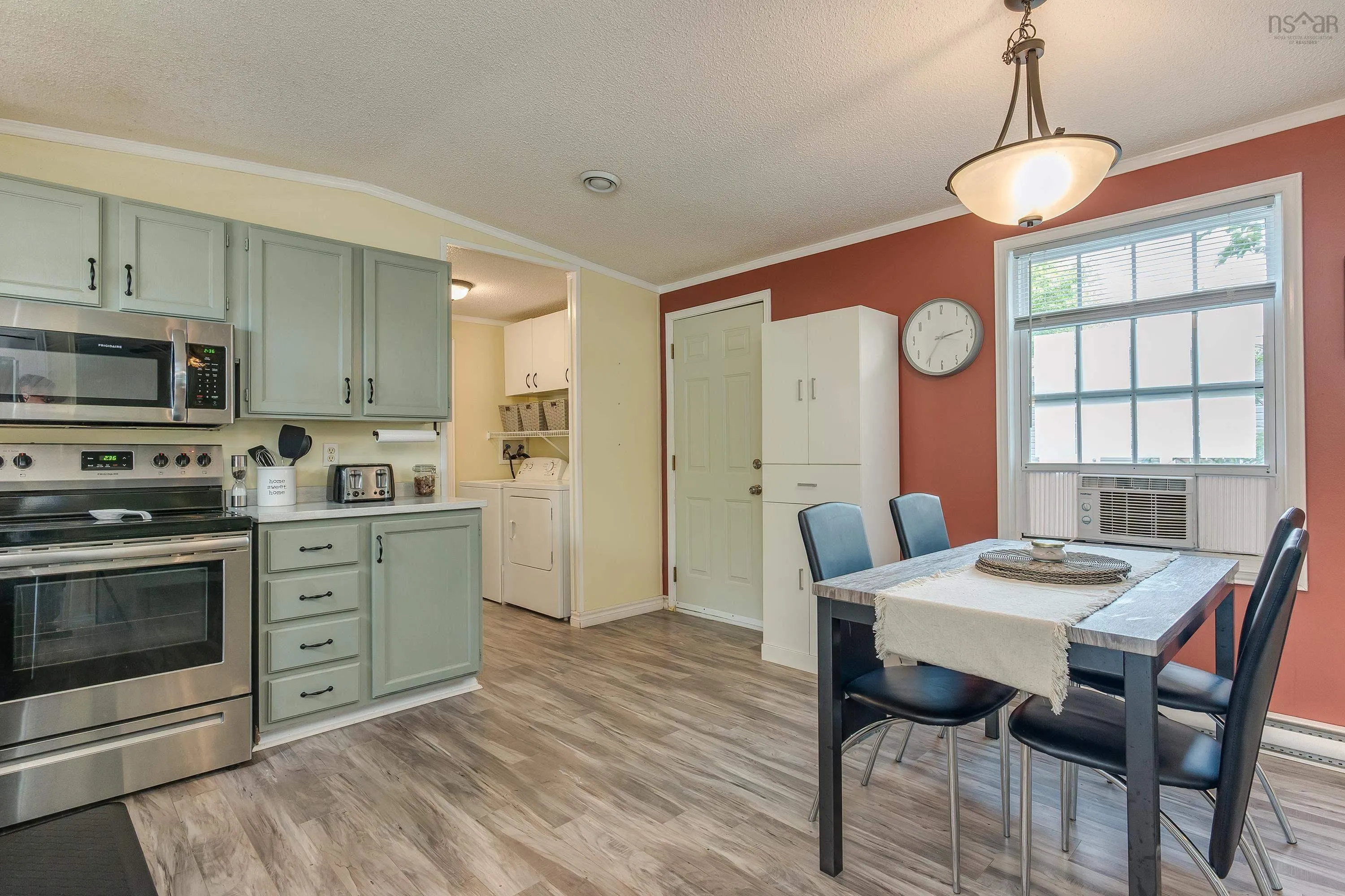 25 Champlain Avenue, Middle Sackville, NS B4E 3B2, 2 Bedrooms Bedrooms, ,1 BathroomBathrooms,Residential,For Sale,Champlain,202518404