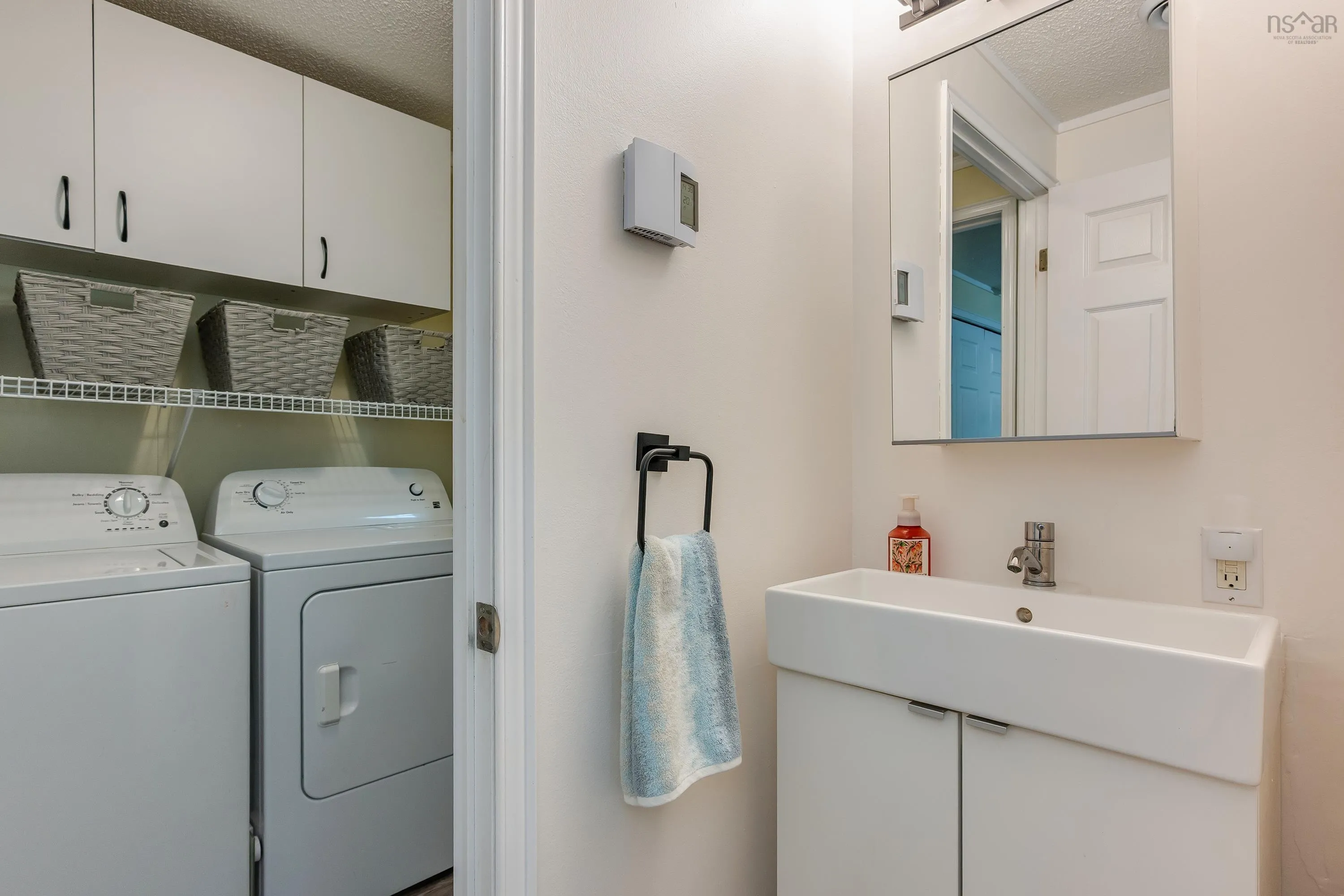 25 Champlain Avenue, Middle Sackville, NS B4E 3B2, 2 Bedrooms Bedrooms, ,1 BathroomBathrooms,Residential,For Sale,Champlain,202518404