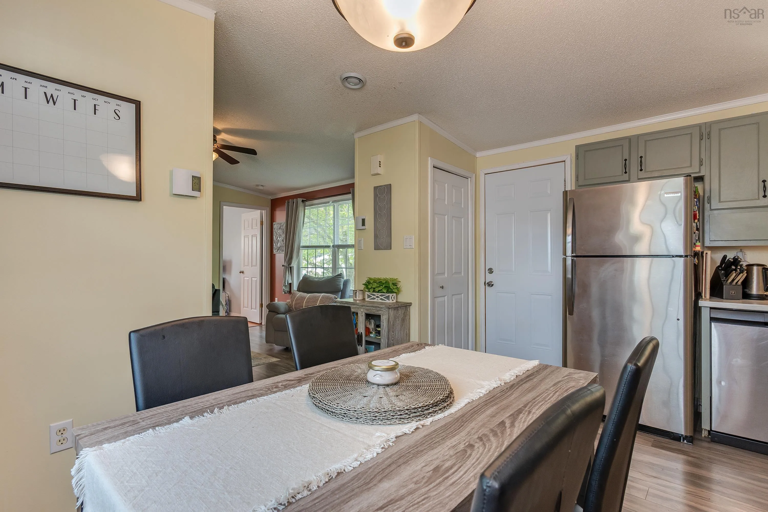 25 Champlain Avenue, Middle Sackville, NS B4E 3B2, 2 Bedrooms Bedrooms, ,1 BathroomBathrooms,Residential,For Sale,Champlain,202518404