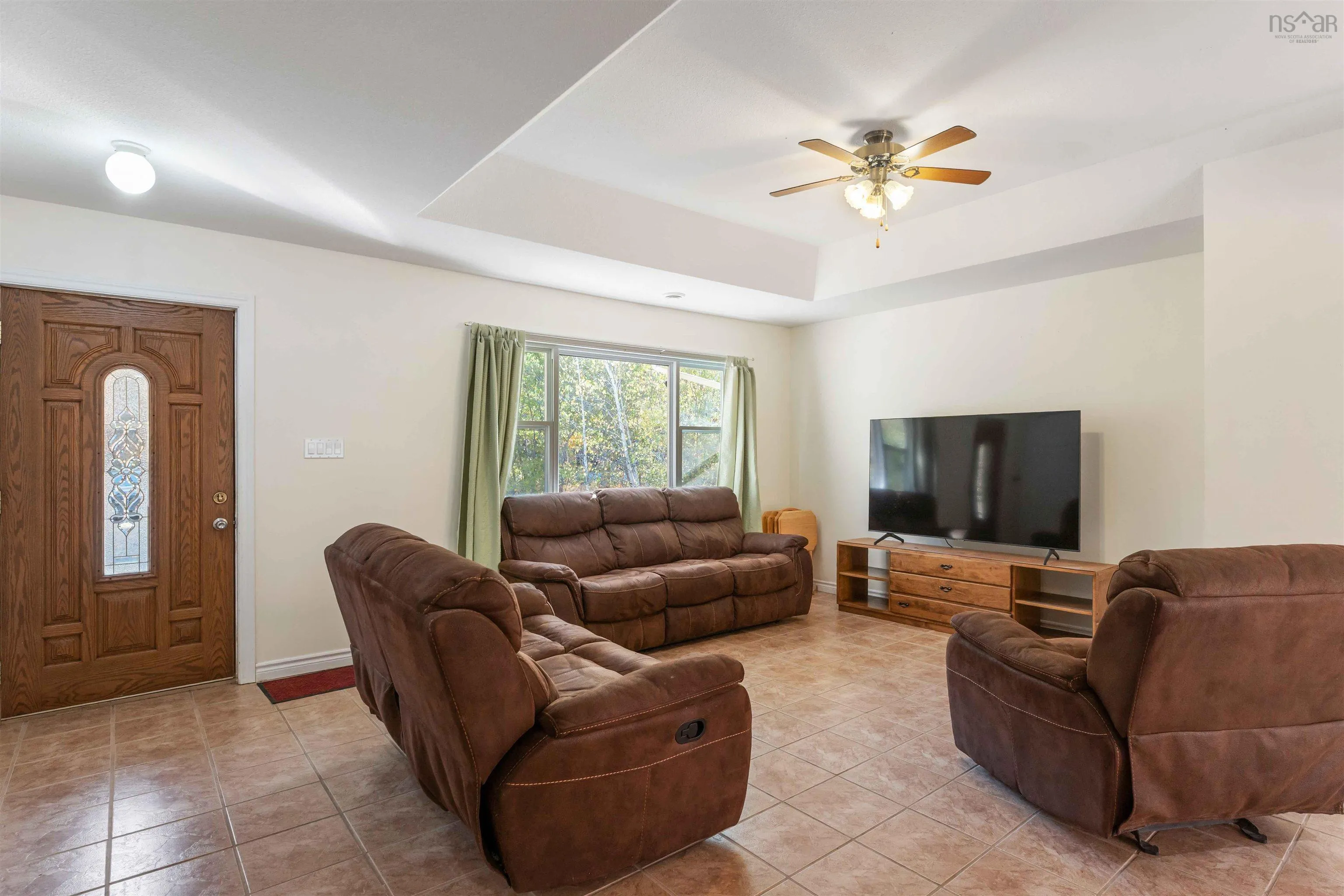 1119 Victoria Road, Aylesford, NS B0P 1C0, 3 Bedrooms Bedrooms, ,1 BathroomBathrooms,Residential,For Sale,Victoria,202525526