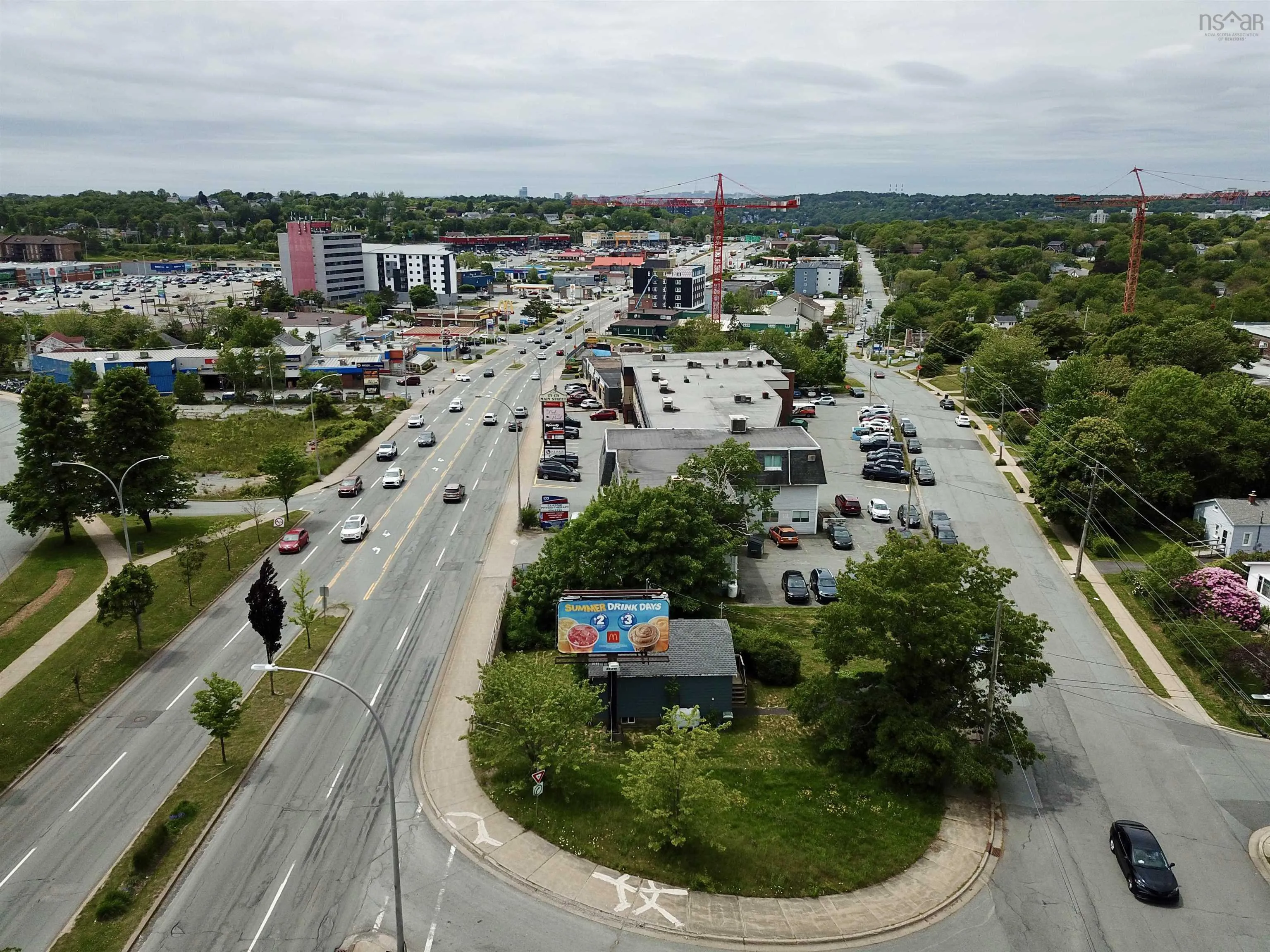 98 Lakecrest Drive, Dartmouth, NS B2W 5G3, ,Commercial Sale,For Sale,Lakecrest,202519174