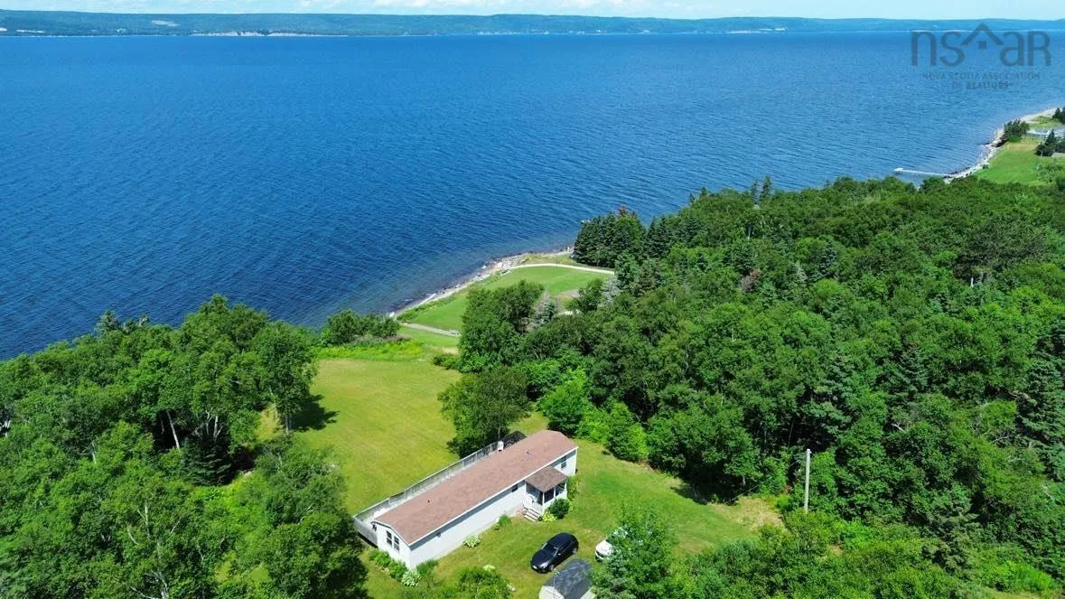 8934 East Bay Highway, Middle Cape, NS B1J 2A4, 3 Bedrooms Bedrooms, ,1 BathroomBathrooms,Residential,For Sale,East Bay,202522661