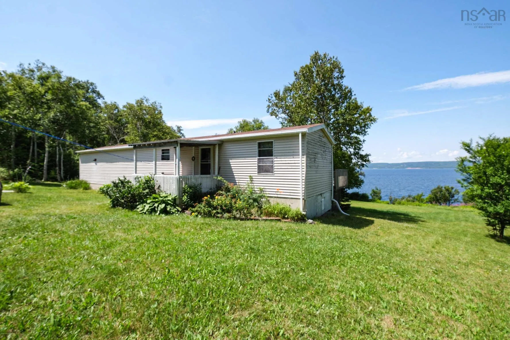 8934 East Bay Highway, Middle Cape, NS B1J 2A4, 3 Bedrooms Bedrooms, ,1 BathroomBathrooms,Residential,For Sale,East Bay,202522661