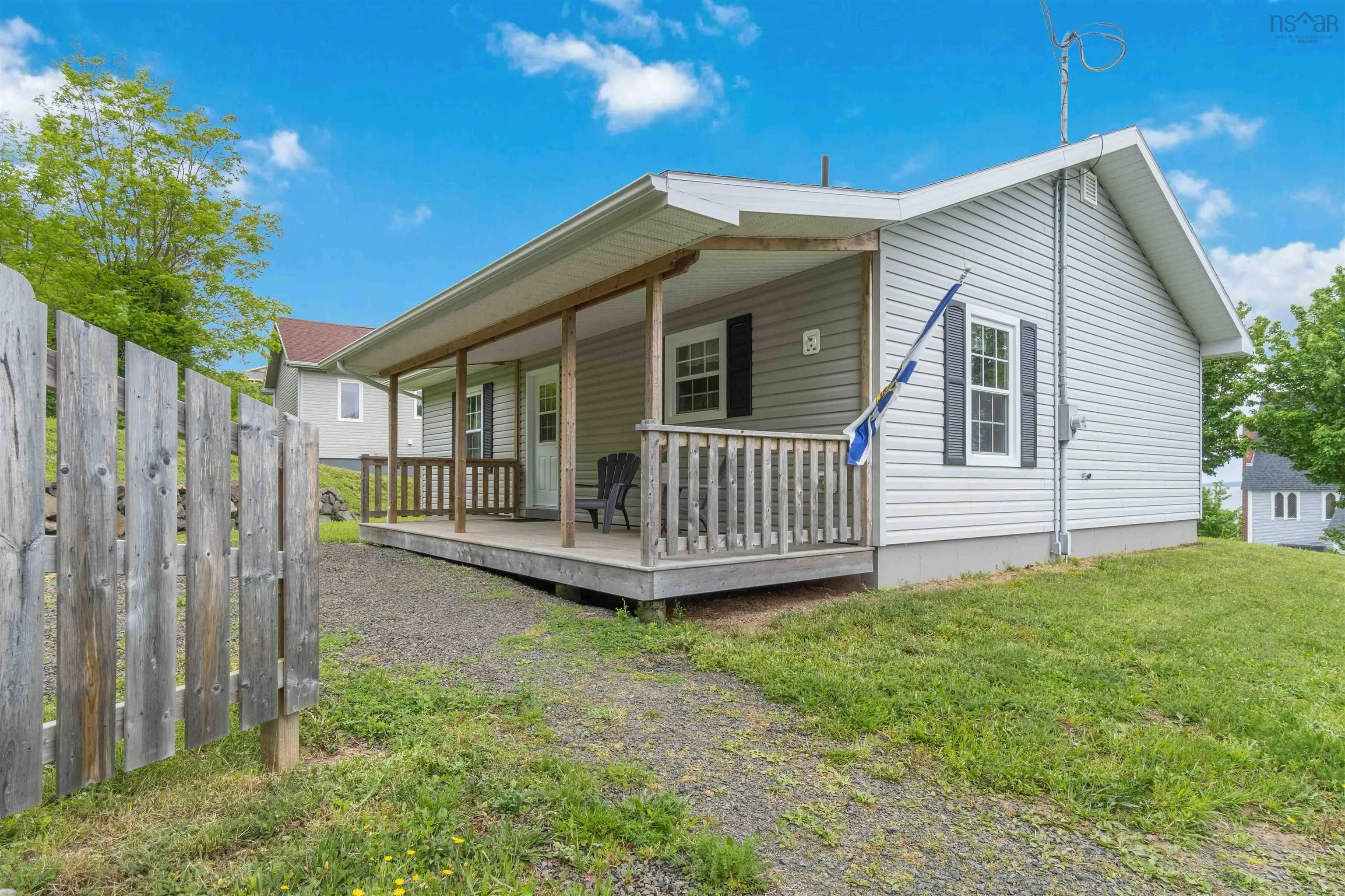 101 Second Avenue, Digby, NS B0V 1A0, 2 Bedrooms Bedrooms, ,1 BathroomBathrooms,Residential,For Sale,Second,202519505
