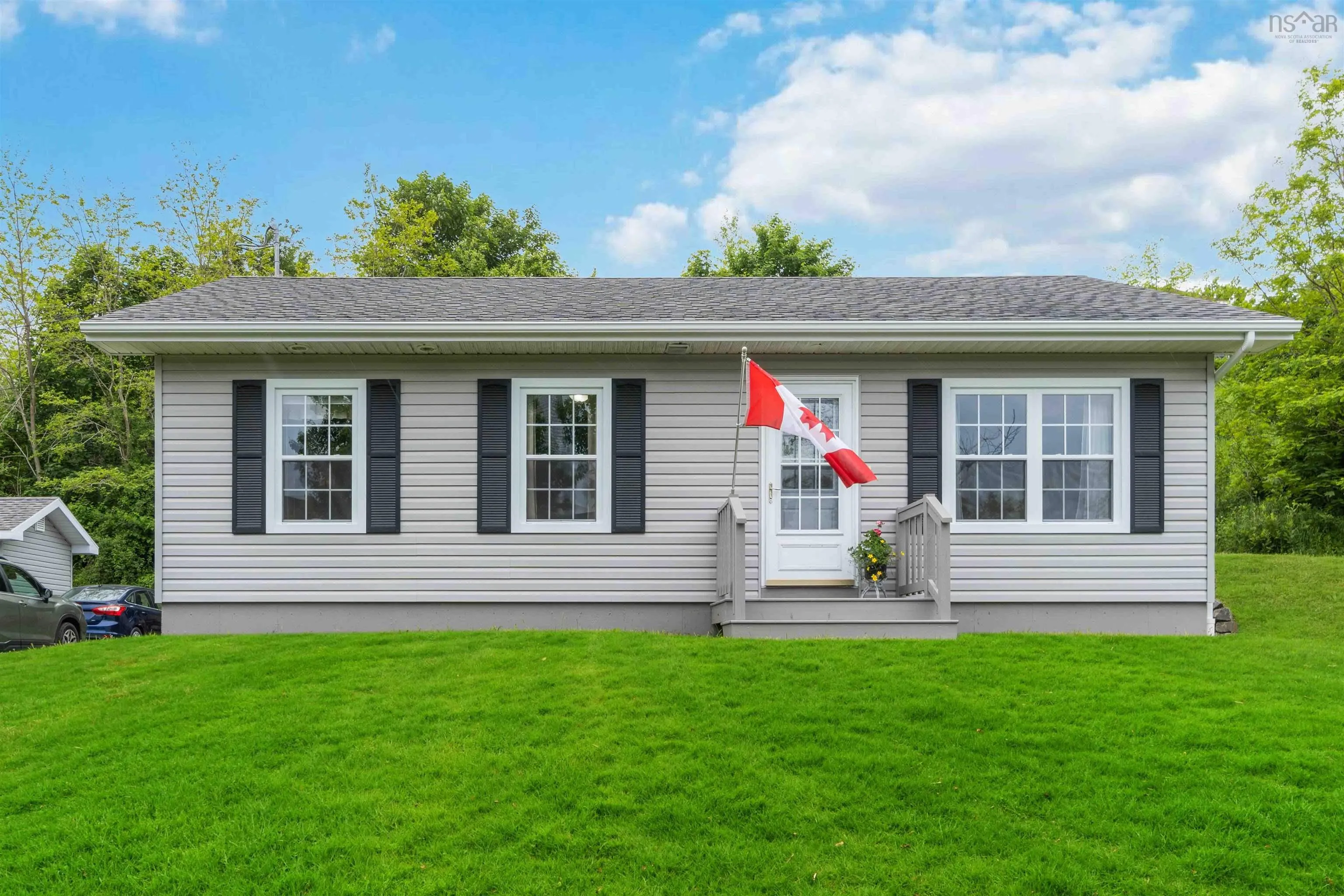 101 Second Avenue, Digby, NS B0V 1A0, 2 Bedrooms Bedrooms, ,1 BathroomBathrooms,Residential,For Sale,Second,202519505